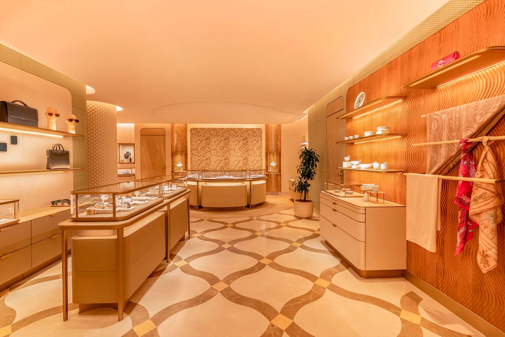 Шелковый путь Cartier: как прошло открытие обновленного бутика в Алматы