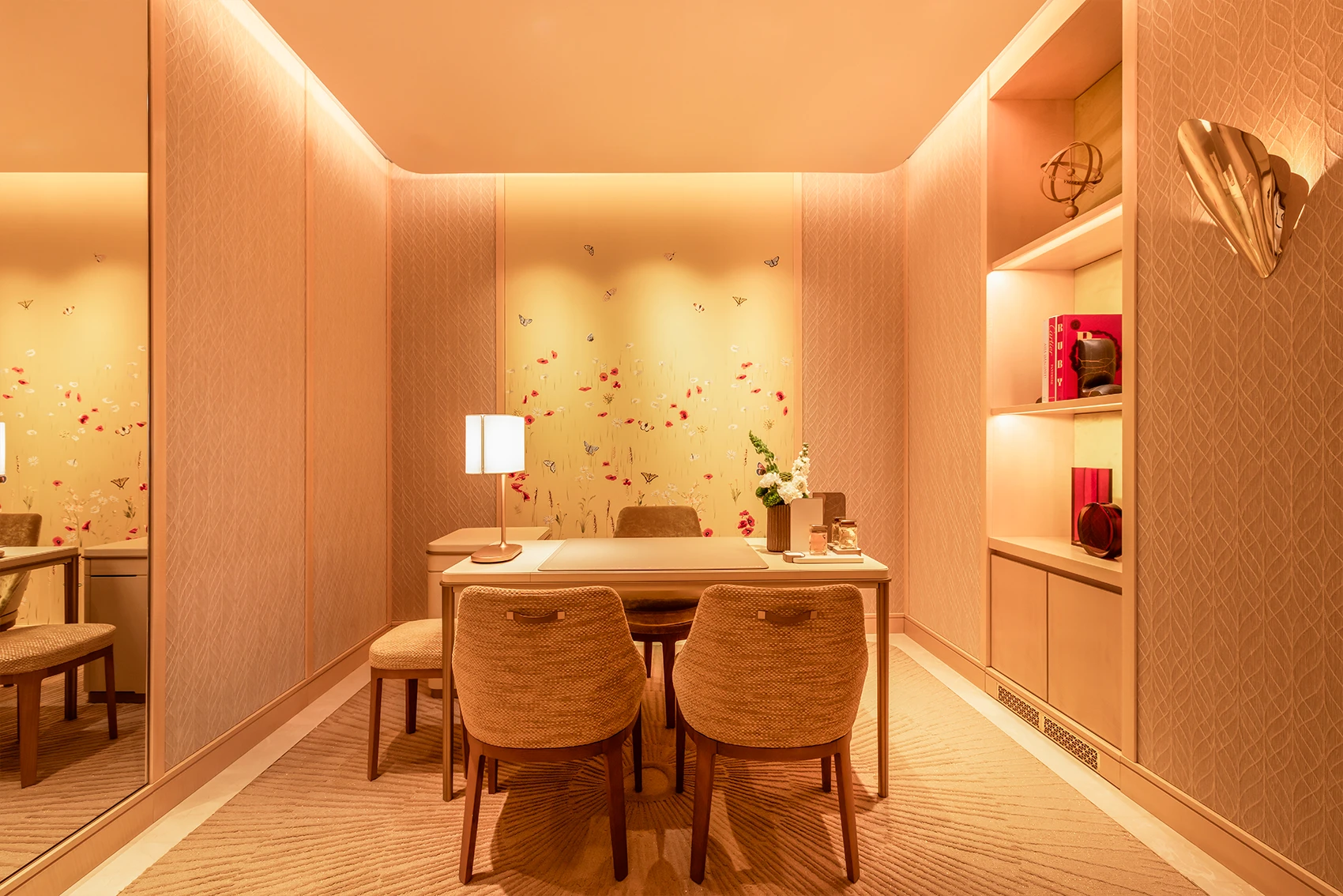 Шелковый путь Cartier: как прошло открытие обновленного бутика в Алматы