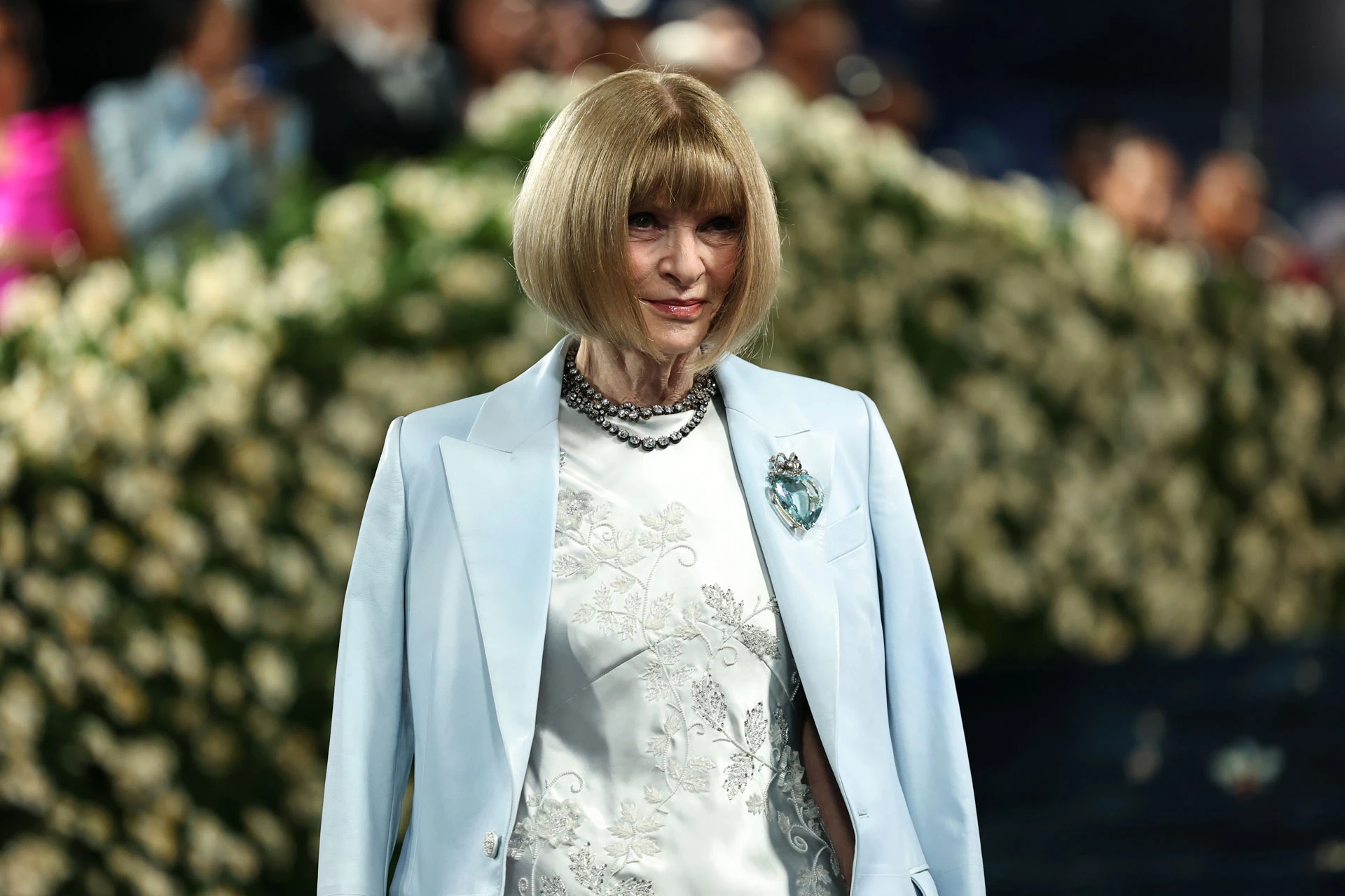 Анна Винтур, председатель комитета Met Gala, посетила Met Gala 2025, посвященный теме «Superfine: Tailoring Black Style», в Метрополитен-музее 5 мая 2025 года в Нью-Йорке | Getty Images