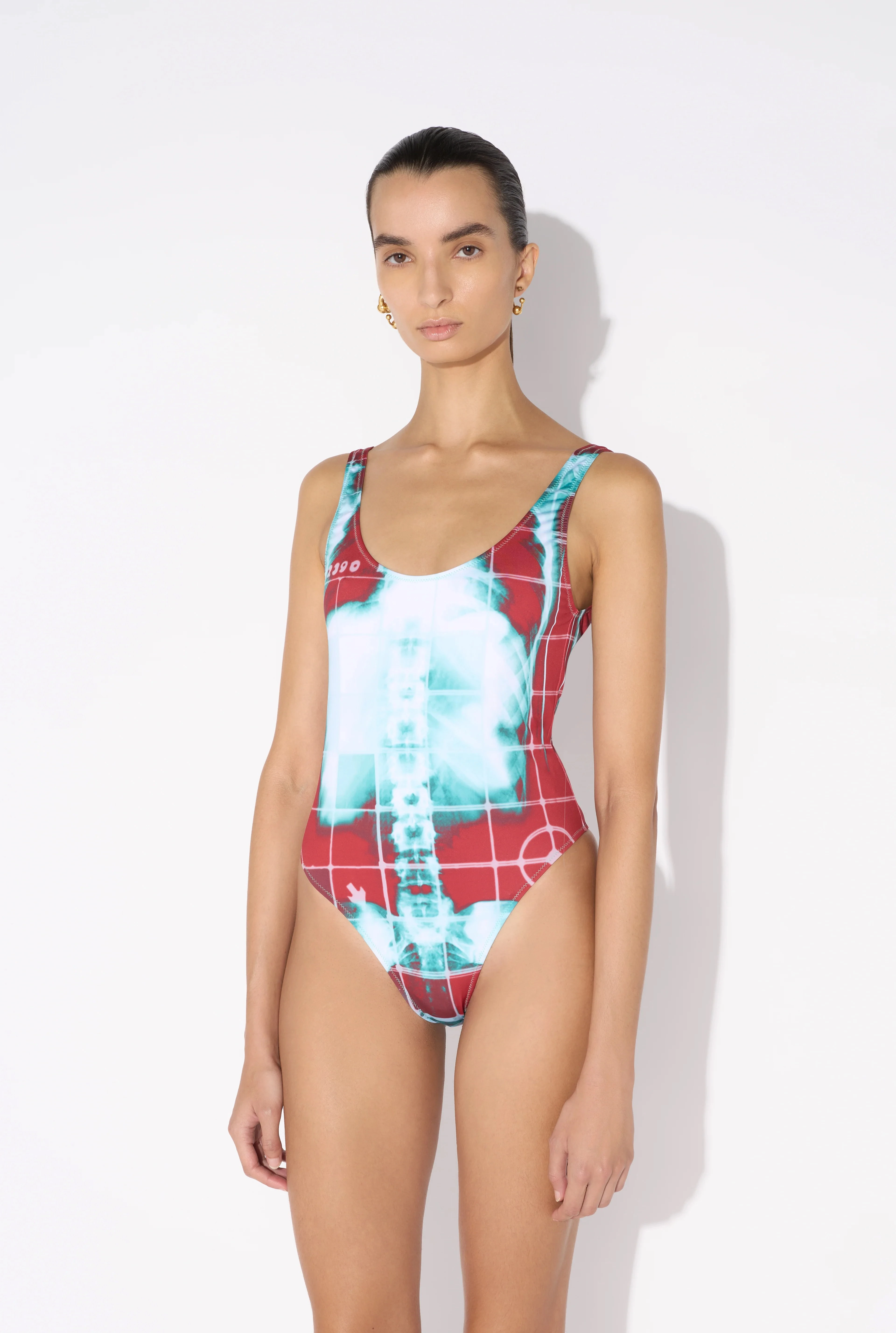 Жаркий сезон: самые модные купальники этого лета