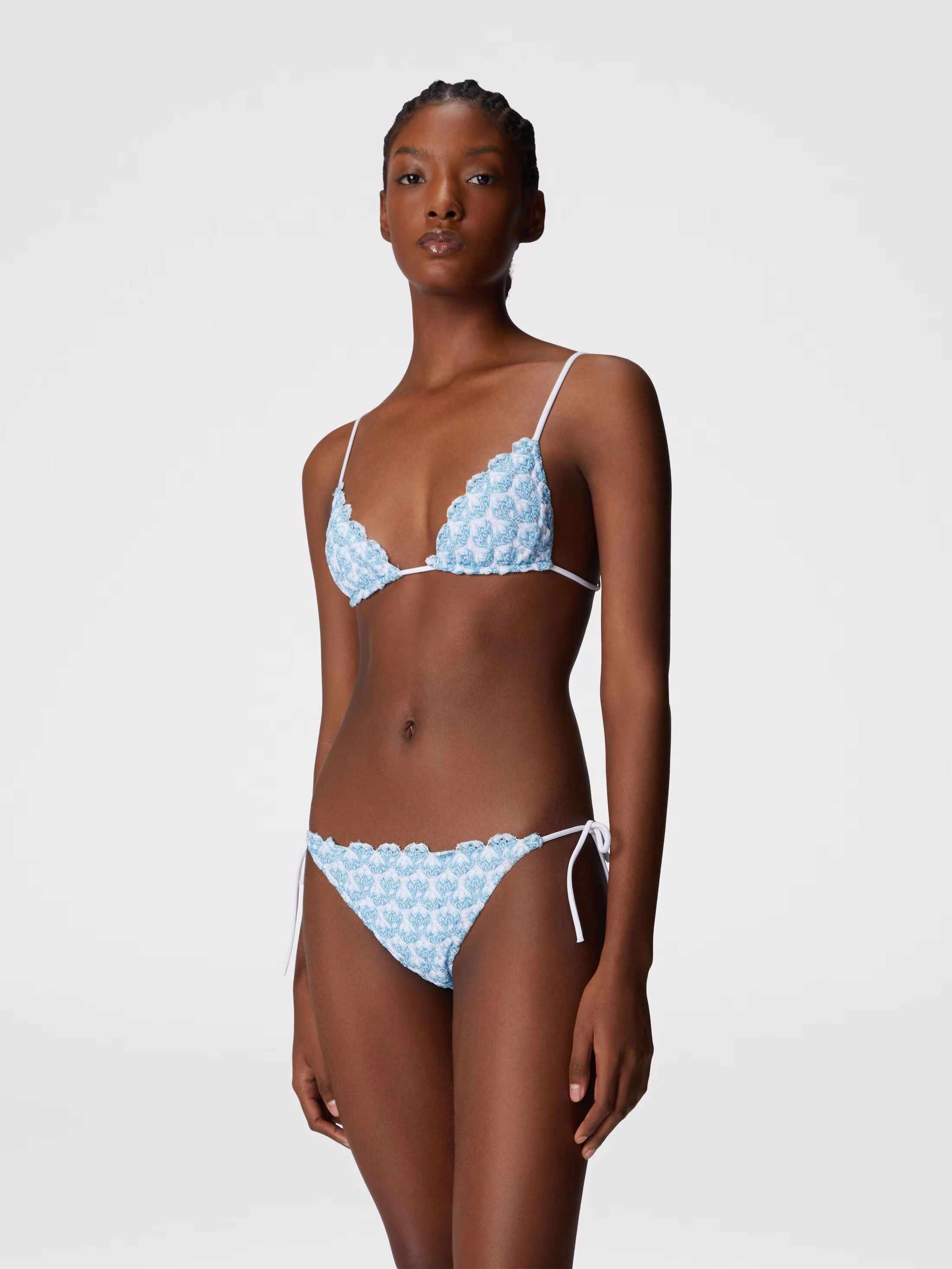 Жаркий сезон: самые модные купальники этого лета