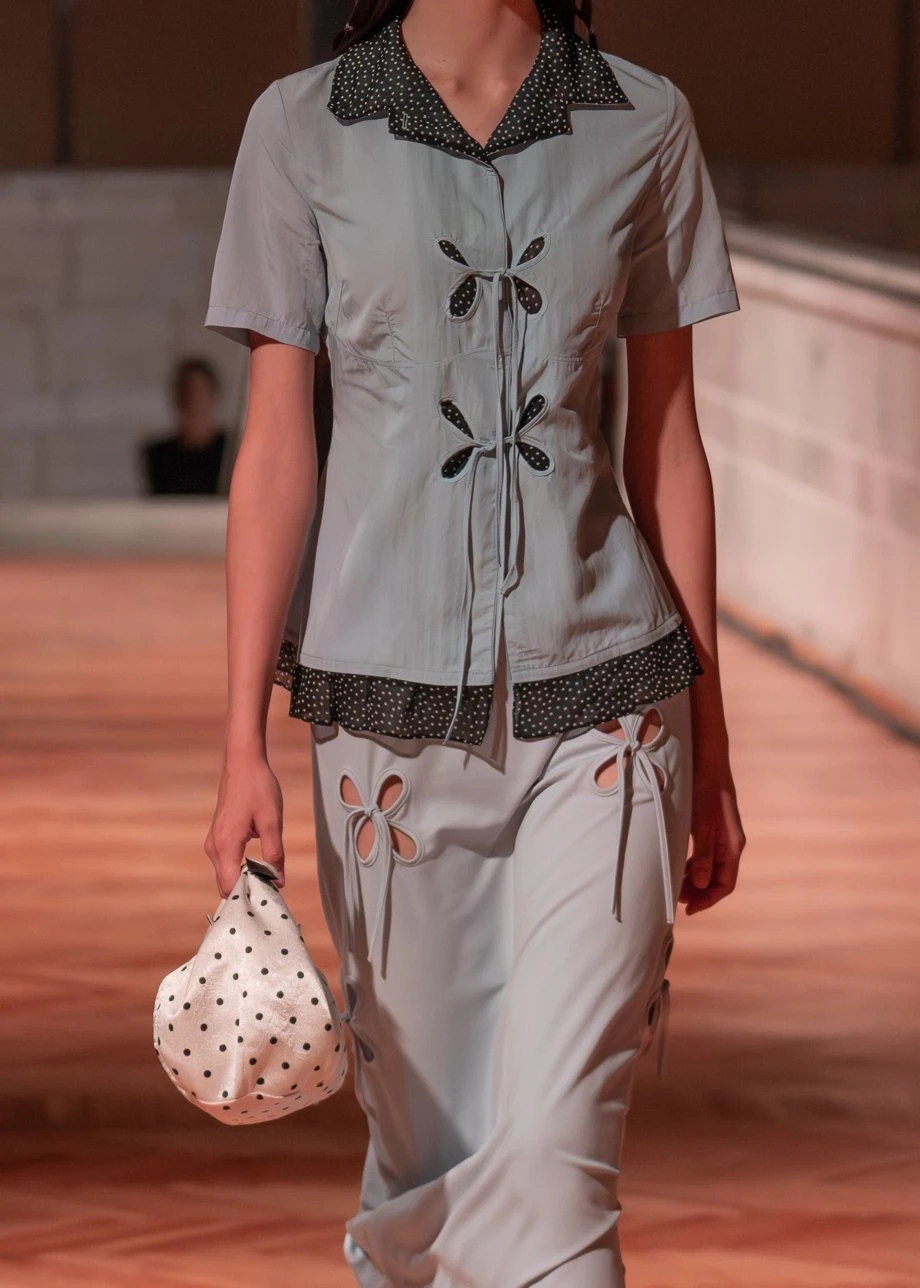 J.KIM жайған дастархан: Quroq топтамасының жылулыққа толы көрсетілімі