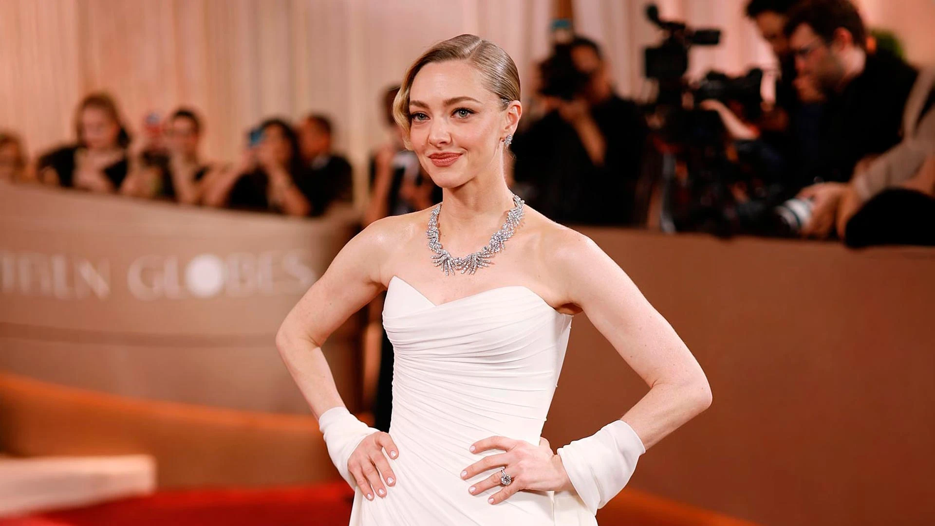 Аманда Сайфрид посетила 83-ю ежегодную церемонию вручения премии «Золотой глобус» 11 января 2026 года в Беверли-Хиллз, Калифорния | Getty Images