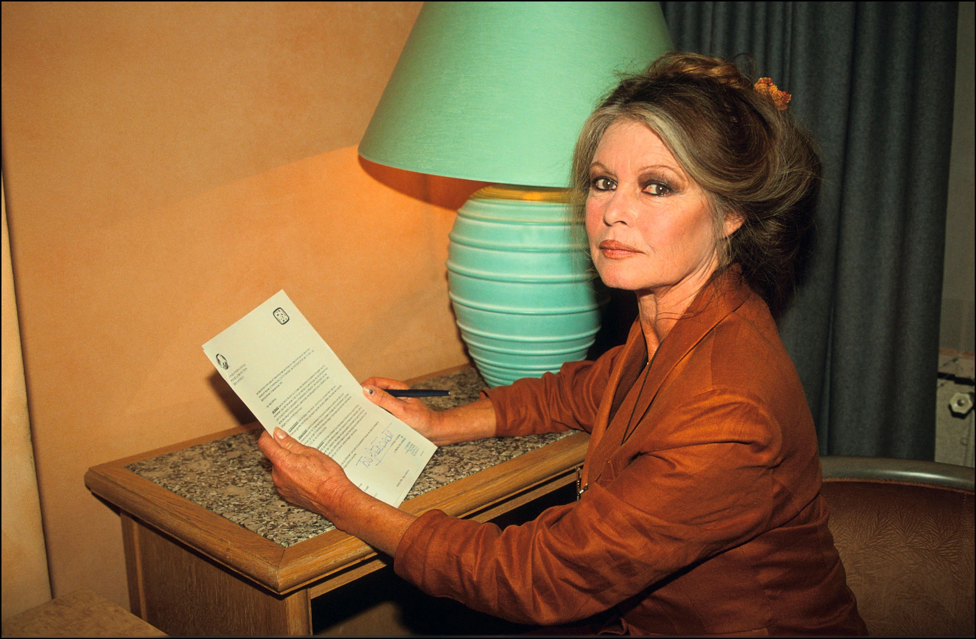 Брижит Бардо борется против отлова животных во Франции, 1991 год | Getty Images