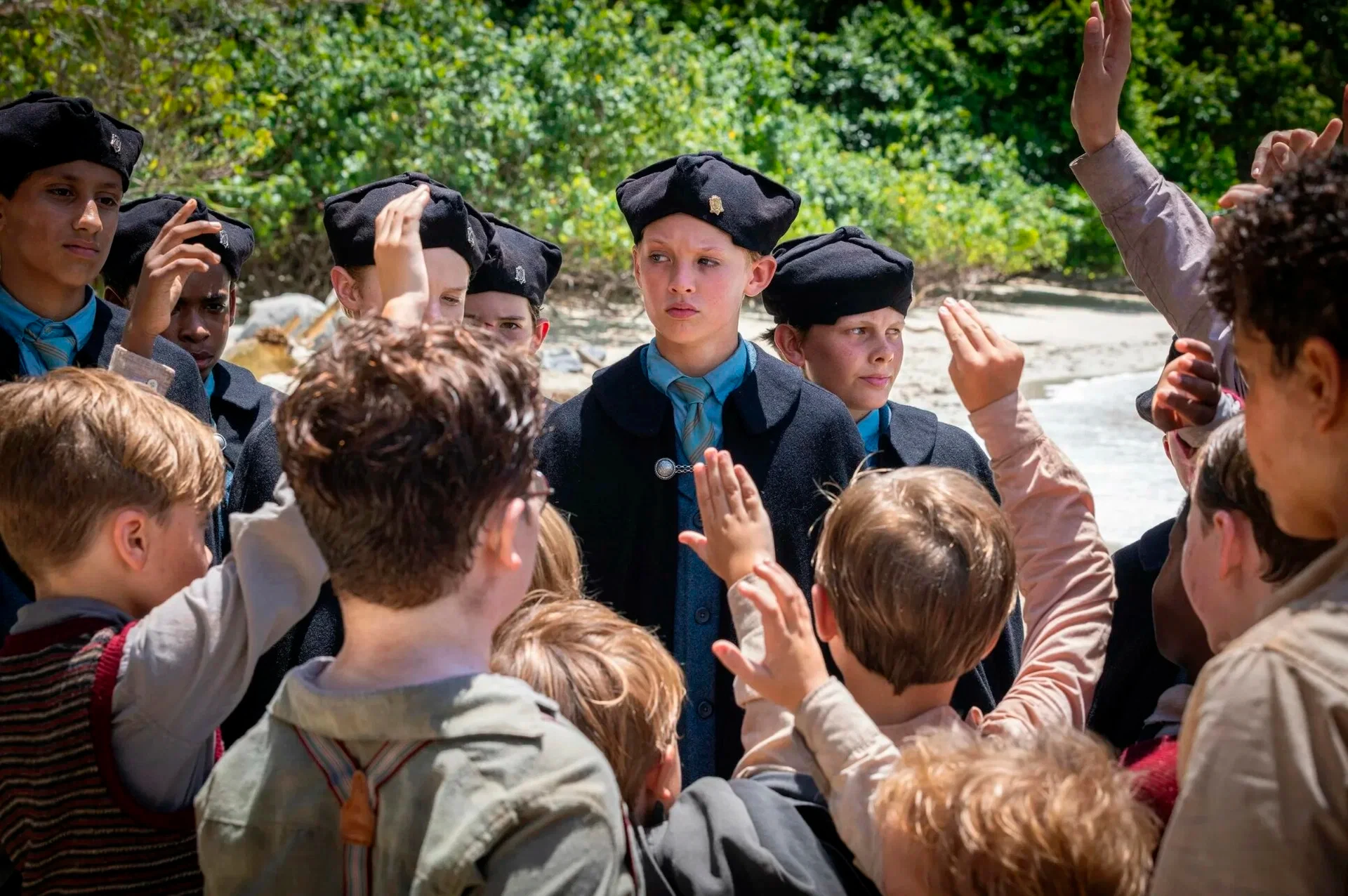 Кадр из сериала «Повелитель мух» | Кинопоиск