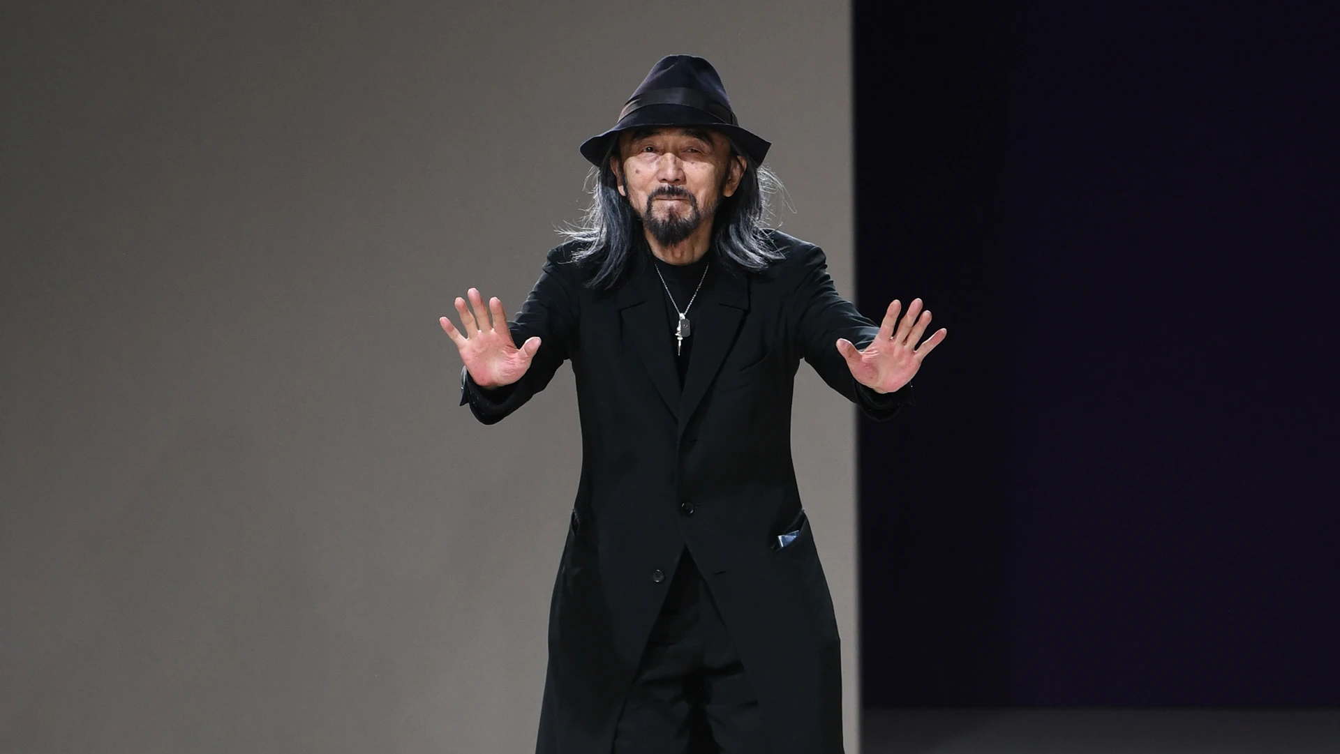 Йоджи Ямамото | Yanshan Zhang / Getty Images