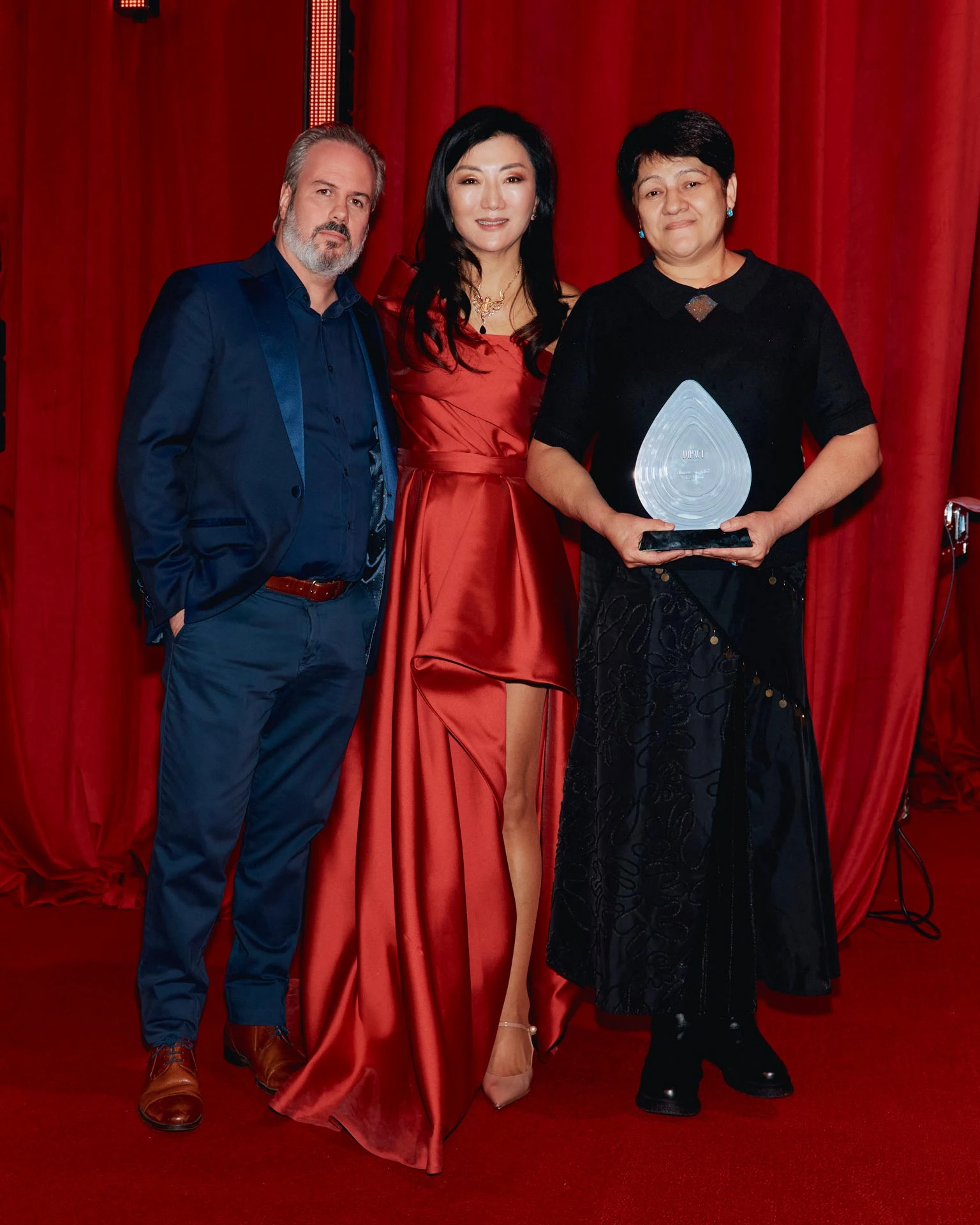 Дэниэл Каррера, Жанна Кан және Әминат Джаппуева | Фотосуретші: Николай Зверков