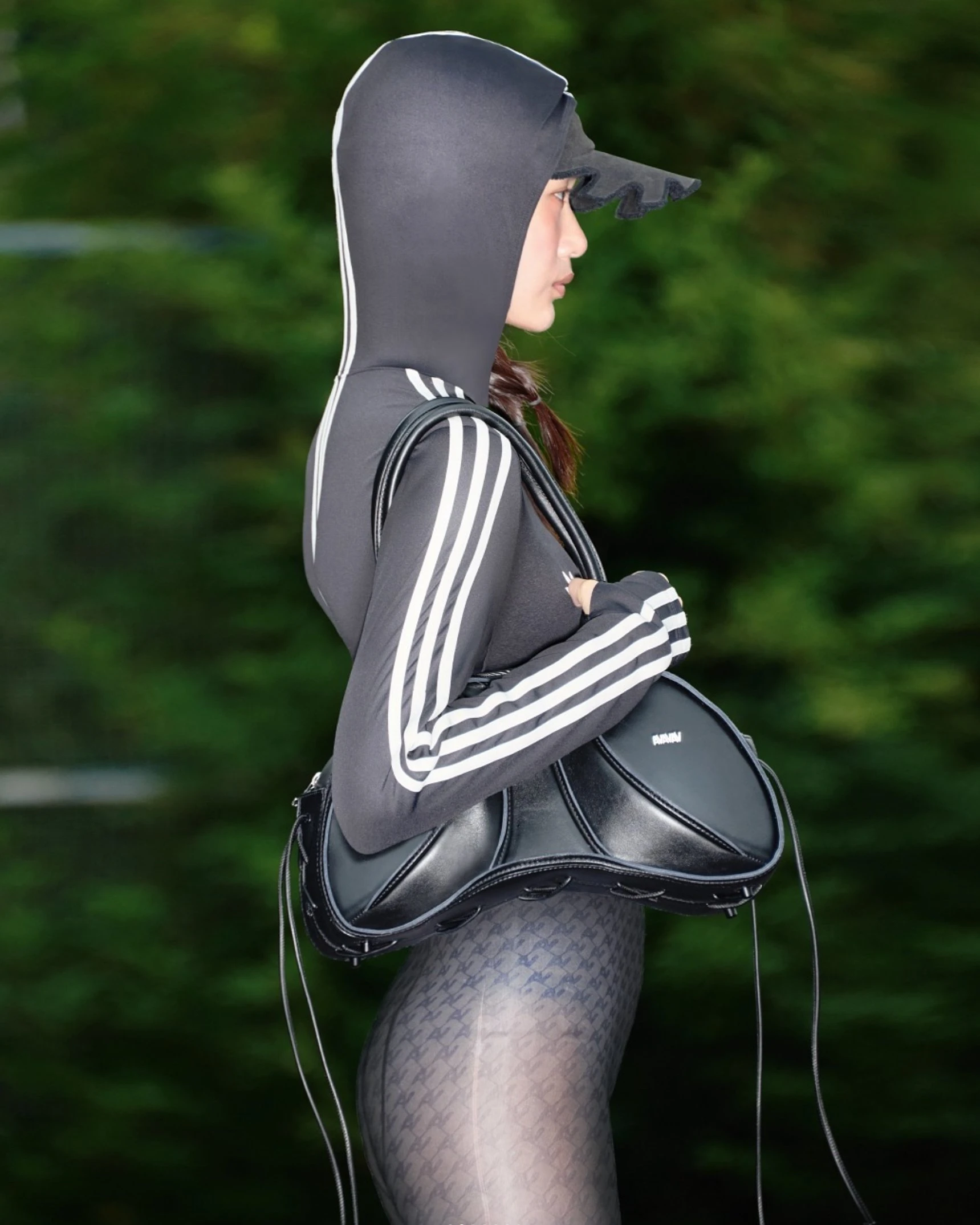 Қызық, ұсқынсыз әрі күтпеген жерден пайда болған сәнді коллаборациялар топтамасы