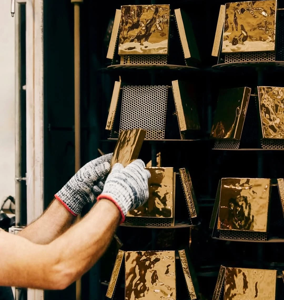 В Шанхае открылся крупнейший магазин Casa Loewe