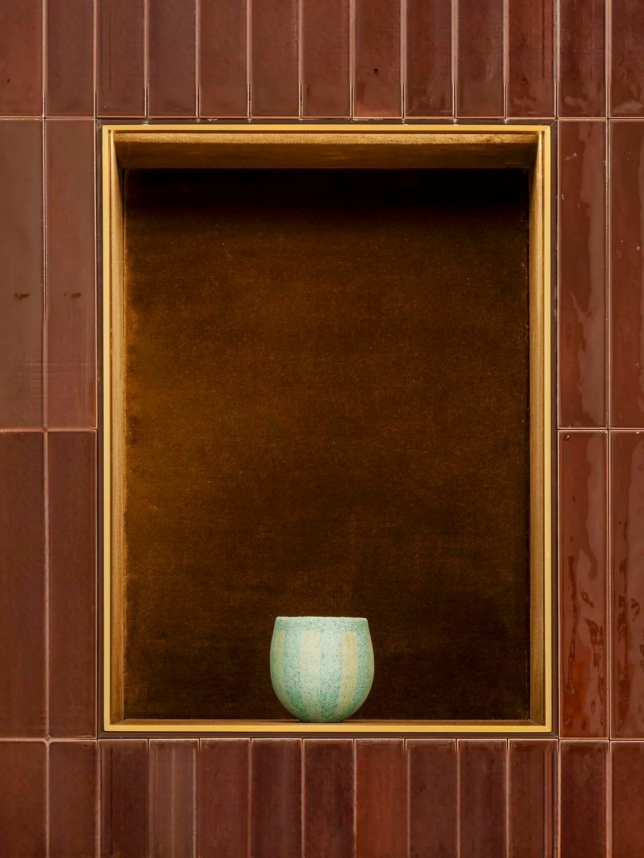 В Шанхае открылся крупнейший магазин Casa Loewe