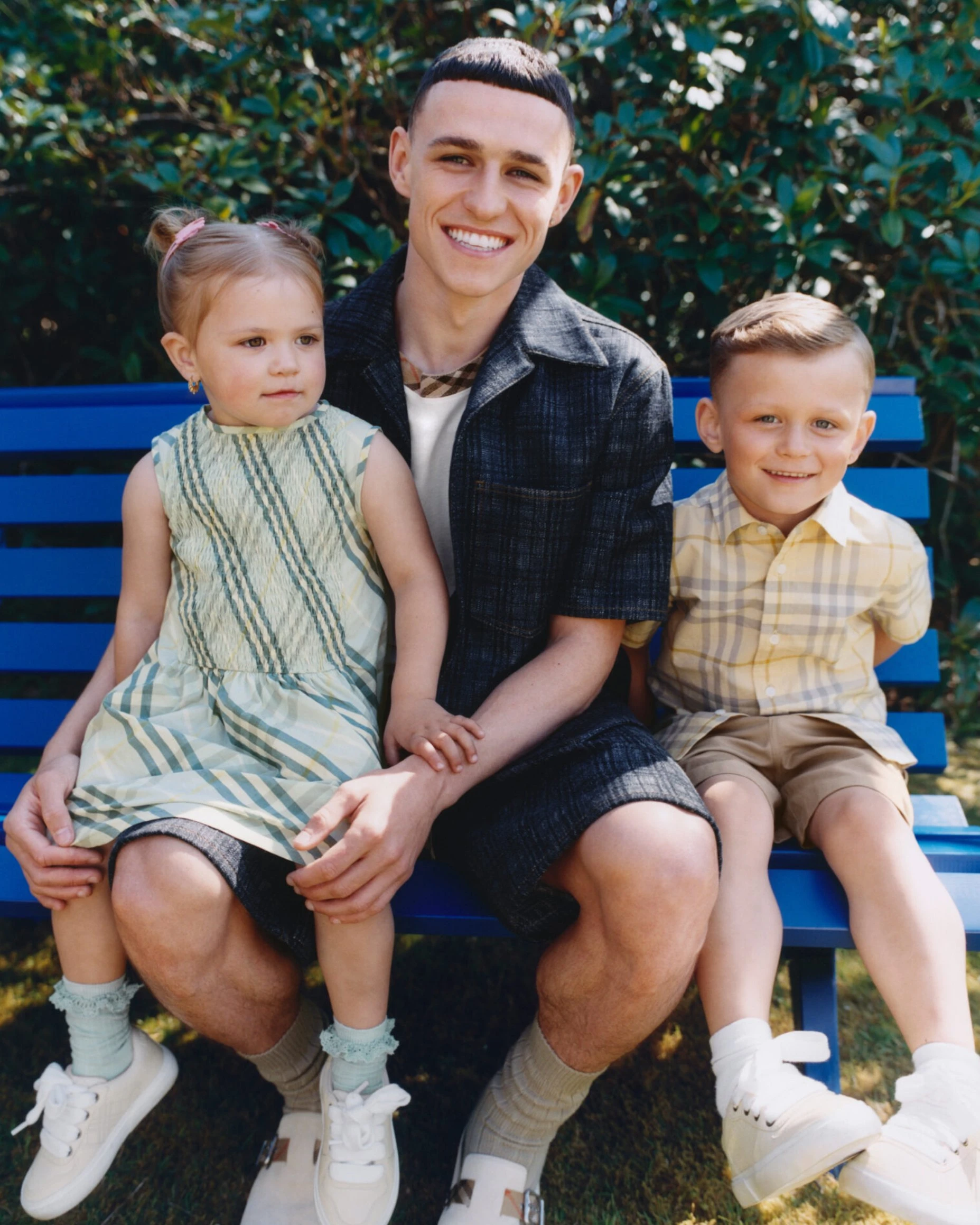 День отца: кампейн Burberry c футболистом Филом Фоденом