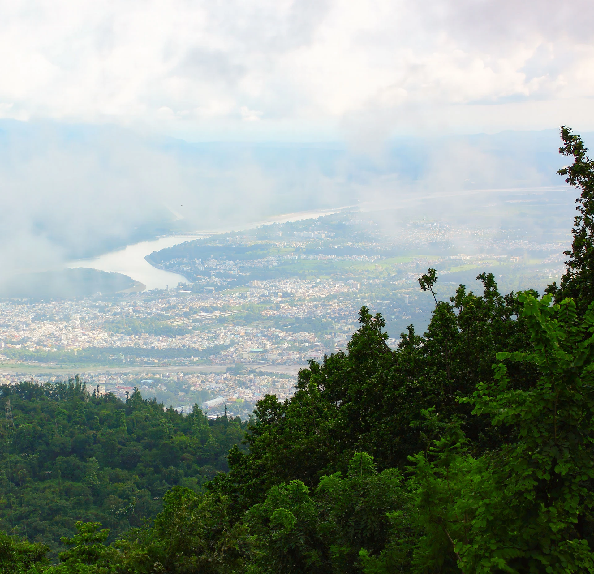 Ananda располагается недалеко от священных городов Харидвара и Ришикеша, что только усиливает духовную атмосферу | Архив пресс-службы