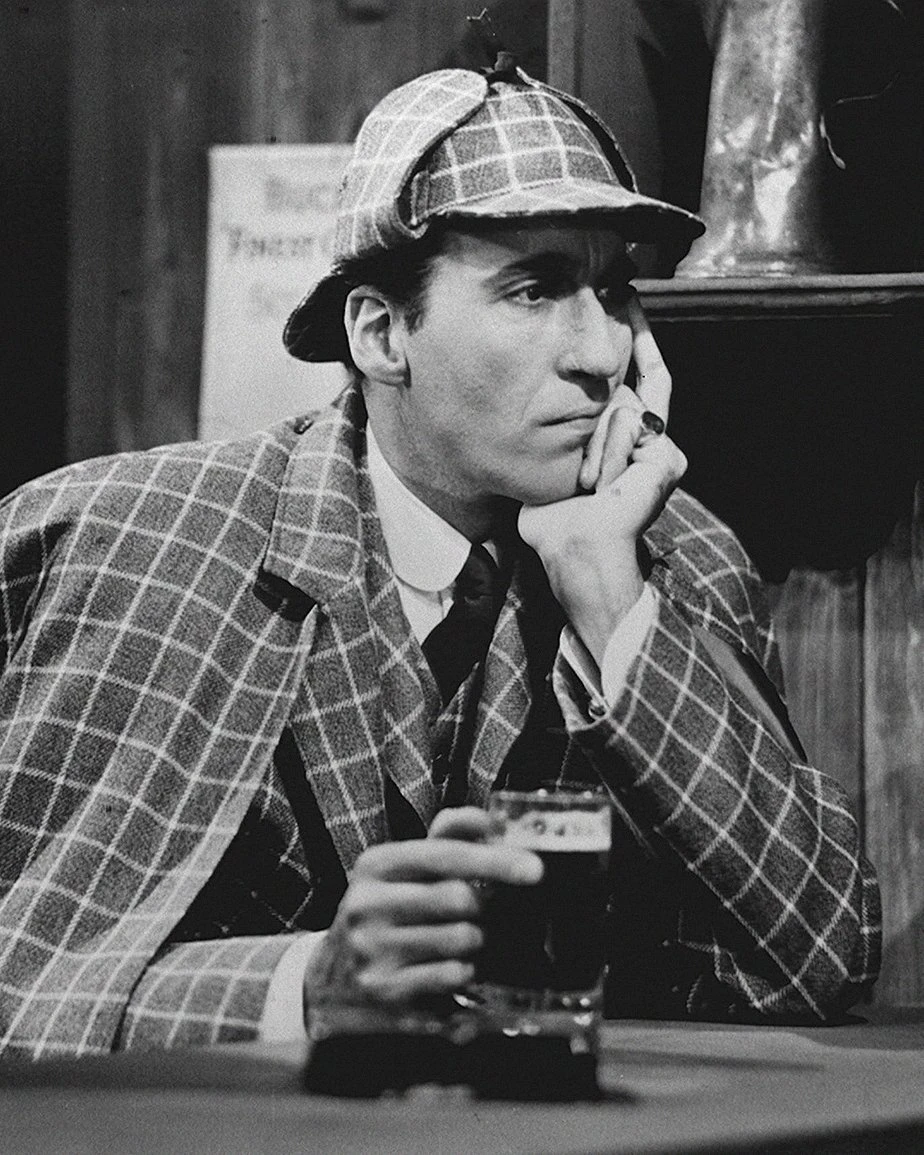 Шерлок Холмс рөлін сомдаған Кристофер Ли | Фото: Константин фильмі