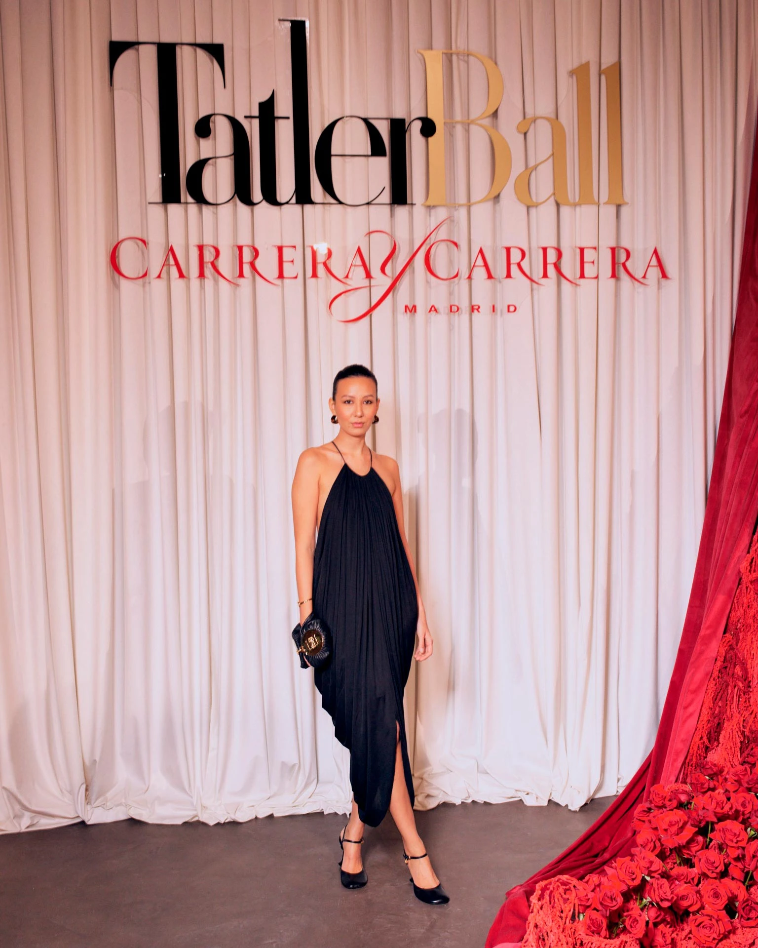 Асем Беделова в Loewe | Фотограф: Slozhnomarya