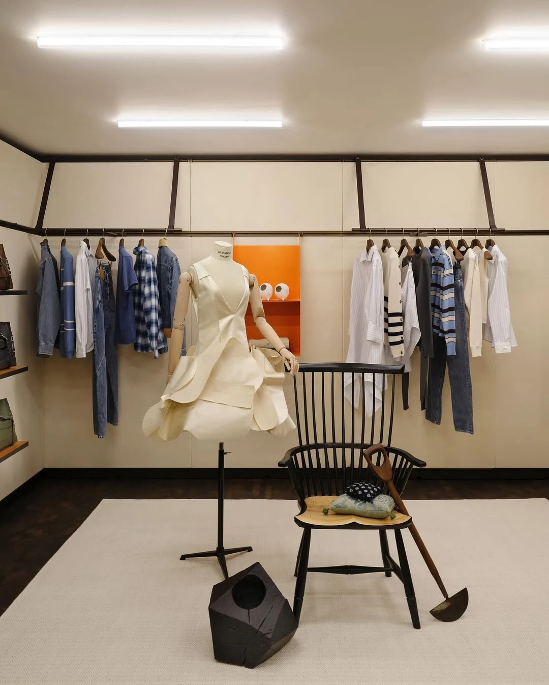 Выставка «любимого»: Джонатан Андерсон откроет именной магазин в Сохо