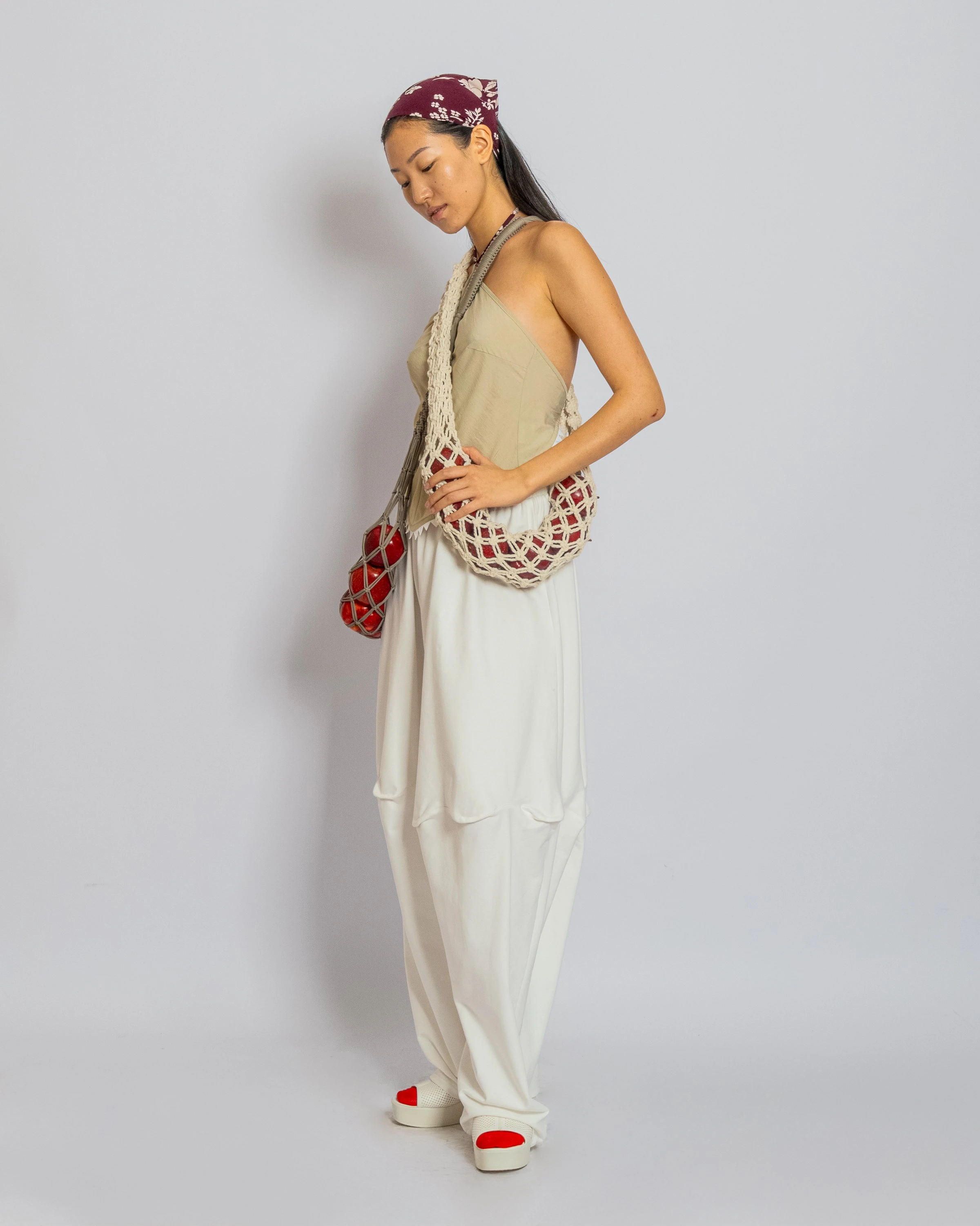 J.KIM көктем-жаз 2026 көрсетілімінің сахна сыртынан көрініс