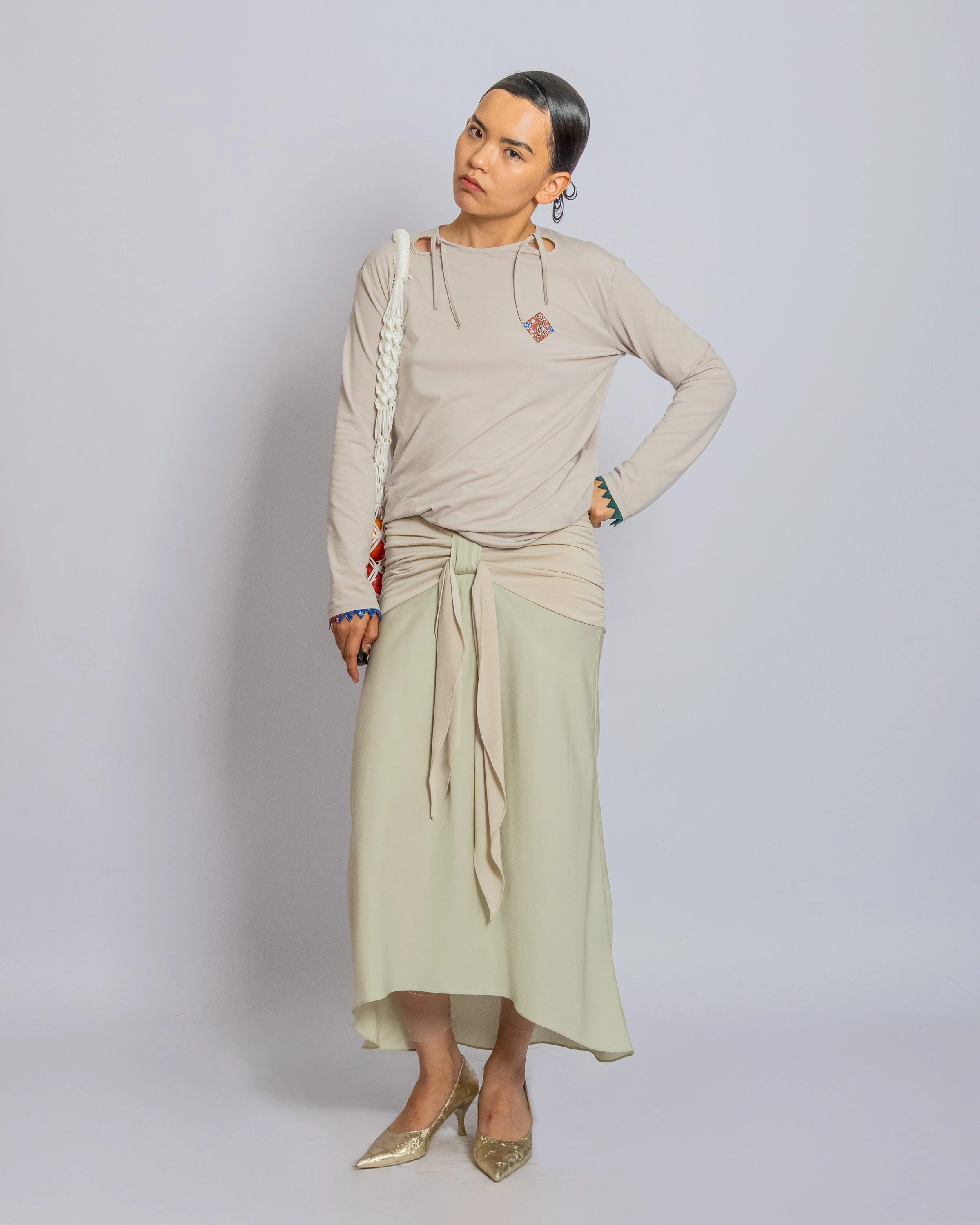 J.KIM FW 2026 көрсетіліміндегі модельдер мен музалардың автопортреттері