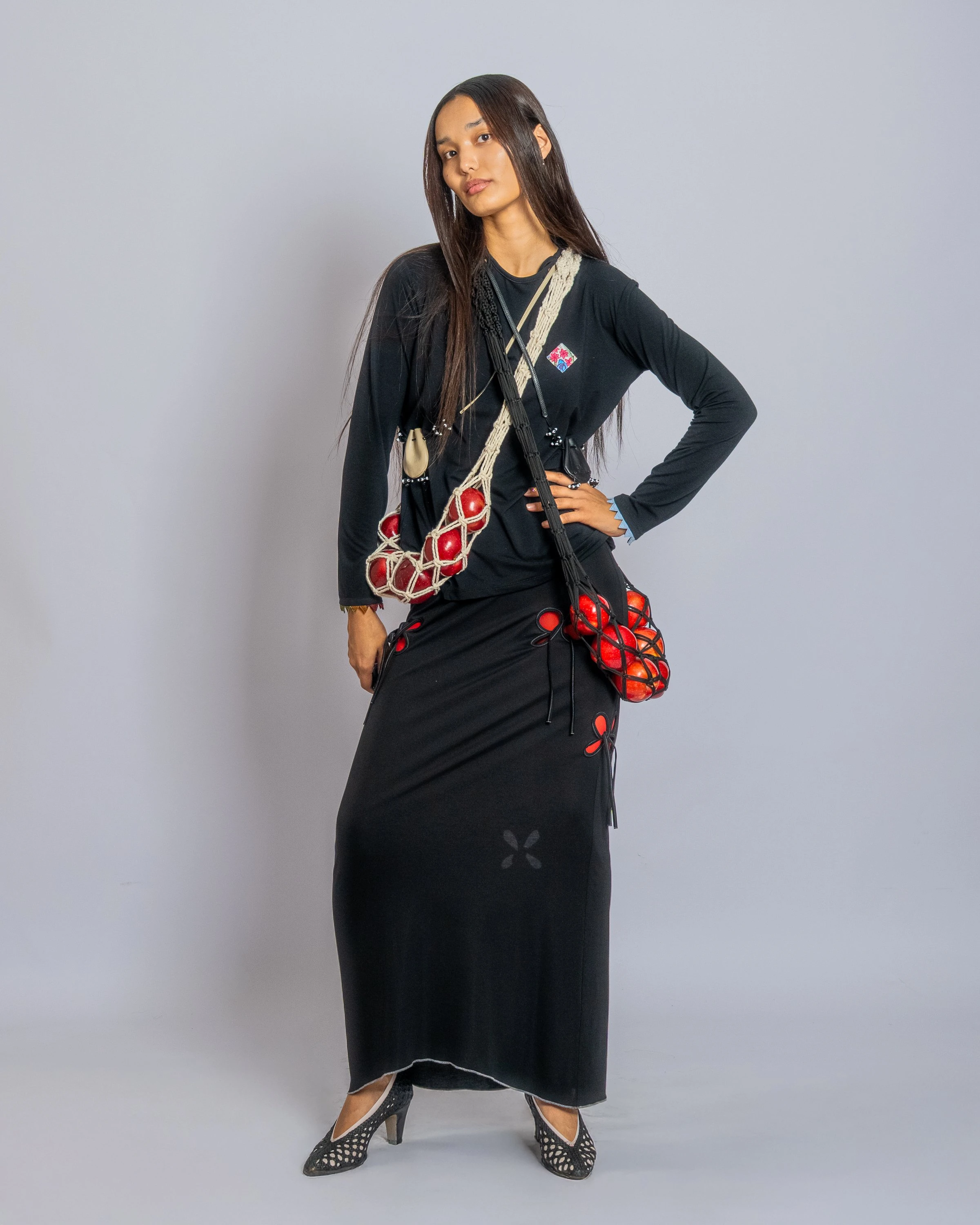 J.KIM FW 2026 көрсетіліміндегі модельдер мен музалардың автопортреттері