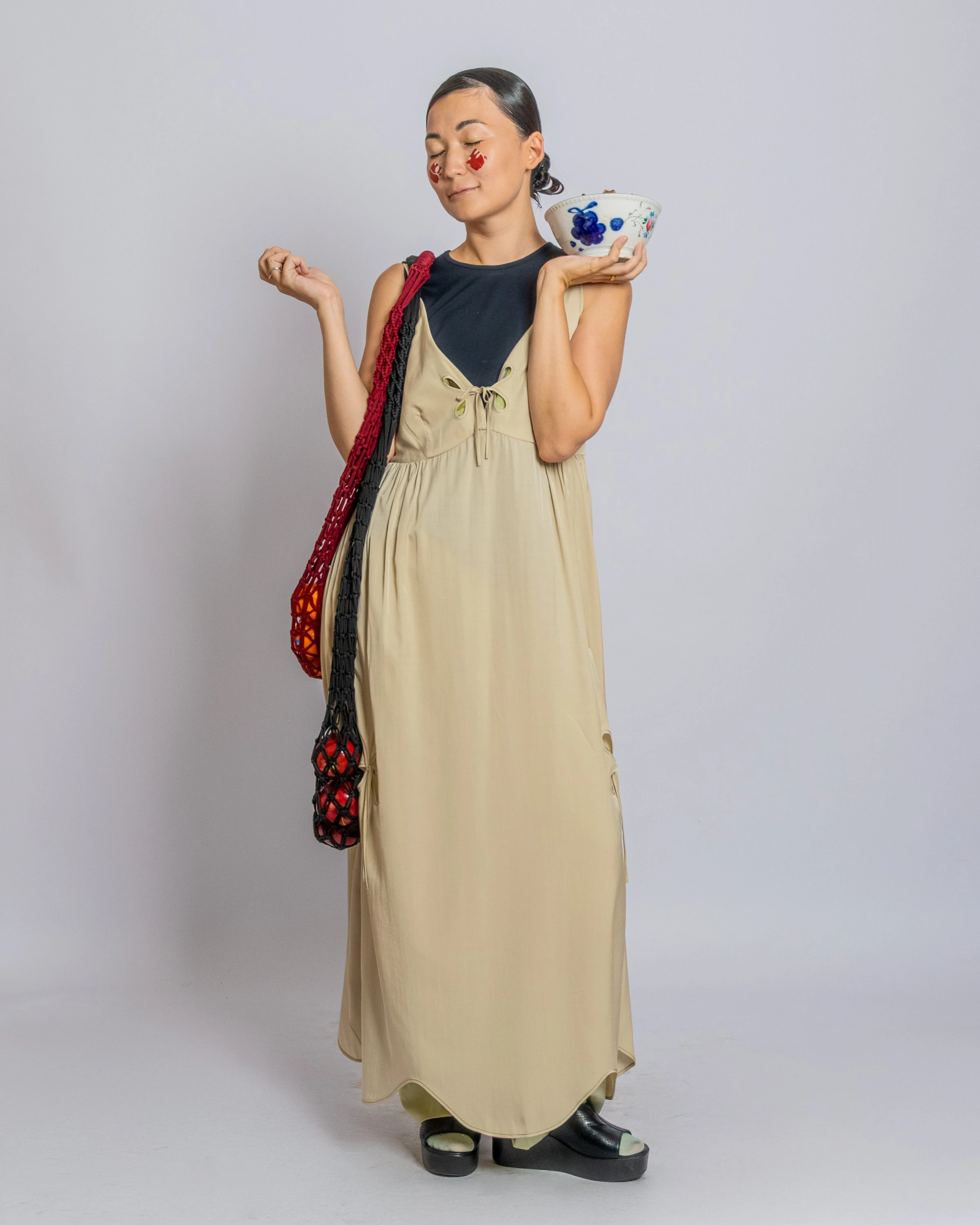 J.KIM көктем-жаз 2026 көрсетілімінің сахна сыртынан көрініс