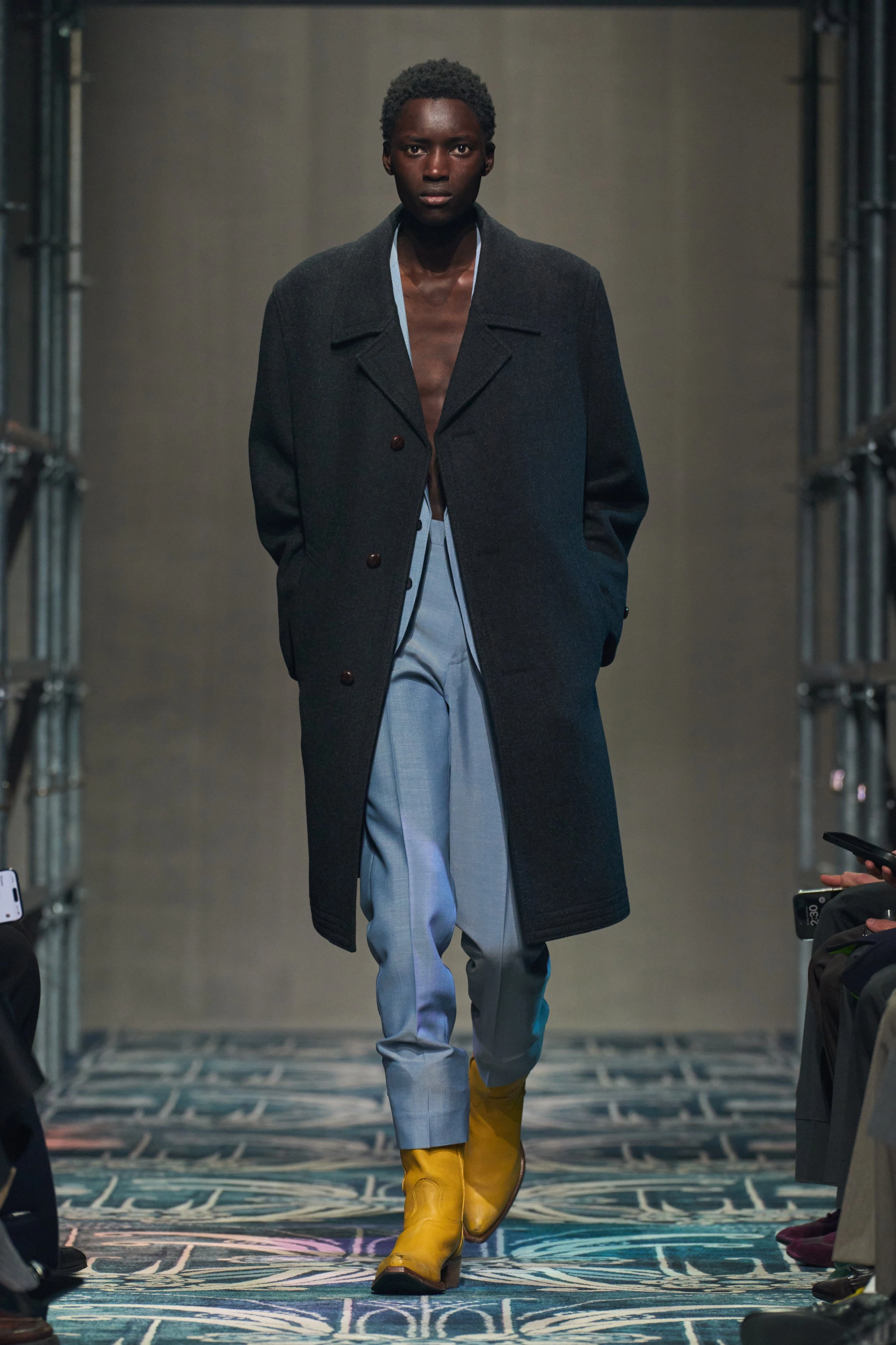 Миландағы ерлер сән апталығының үздік топтамалары