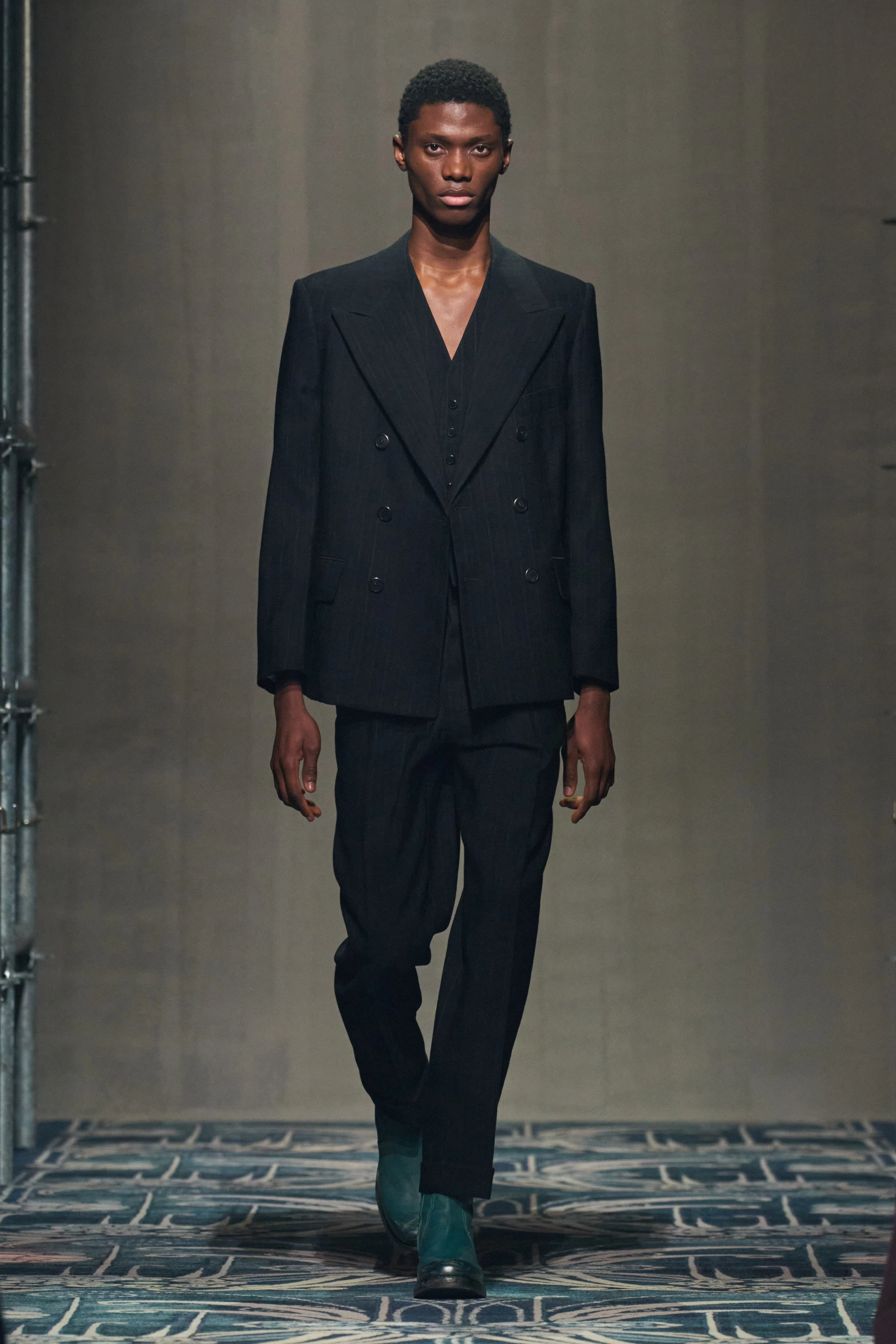 Миландағы ерлер сән апталығының үздік топтамалары