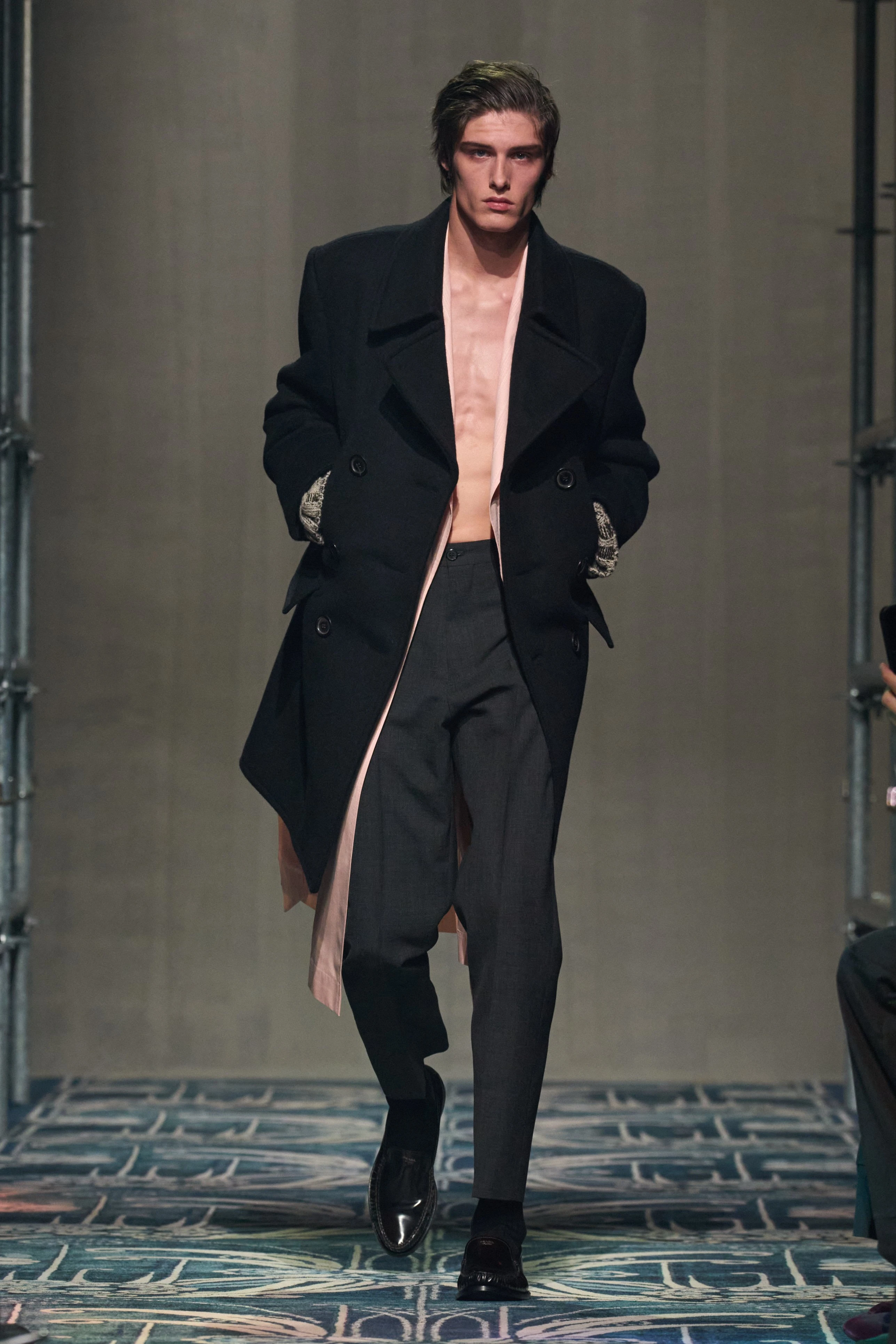 Миландағы ерлер сән апталығының үздік топтамалары