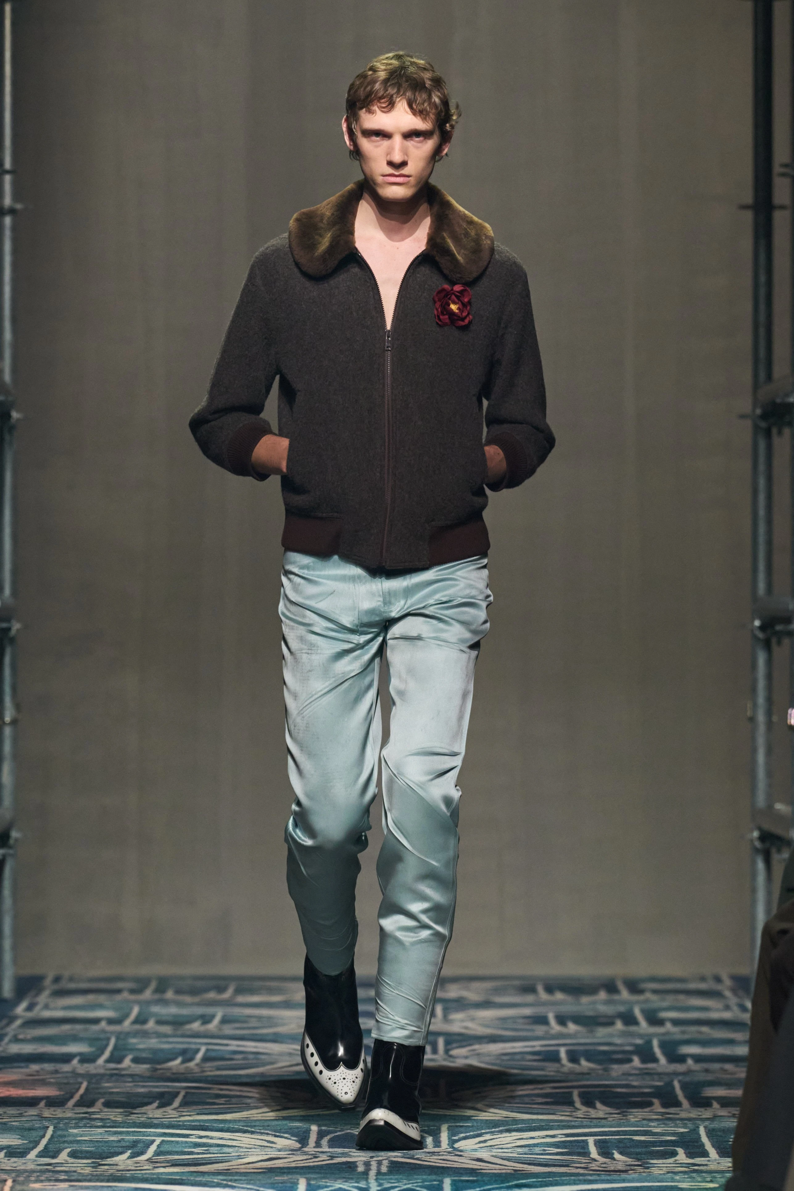 Миландағы ерлер сән апталығының үздік топтамалары