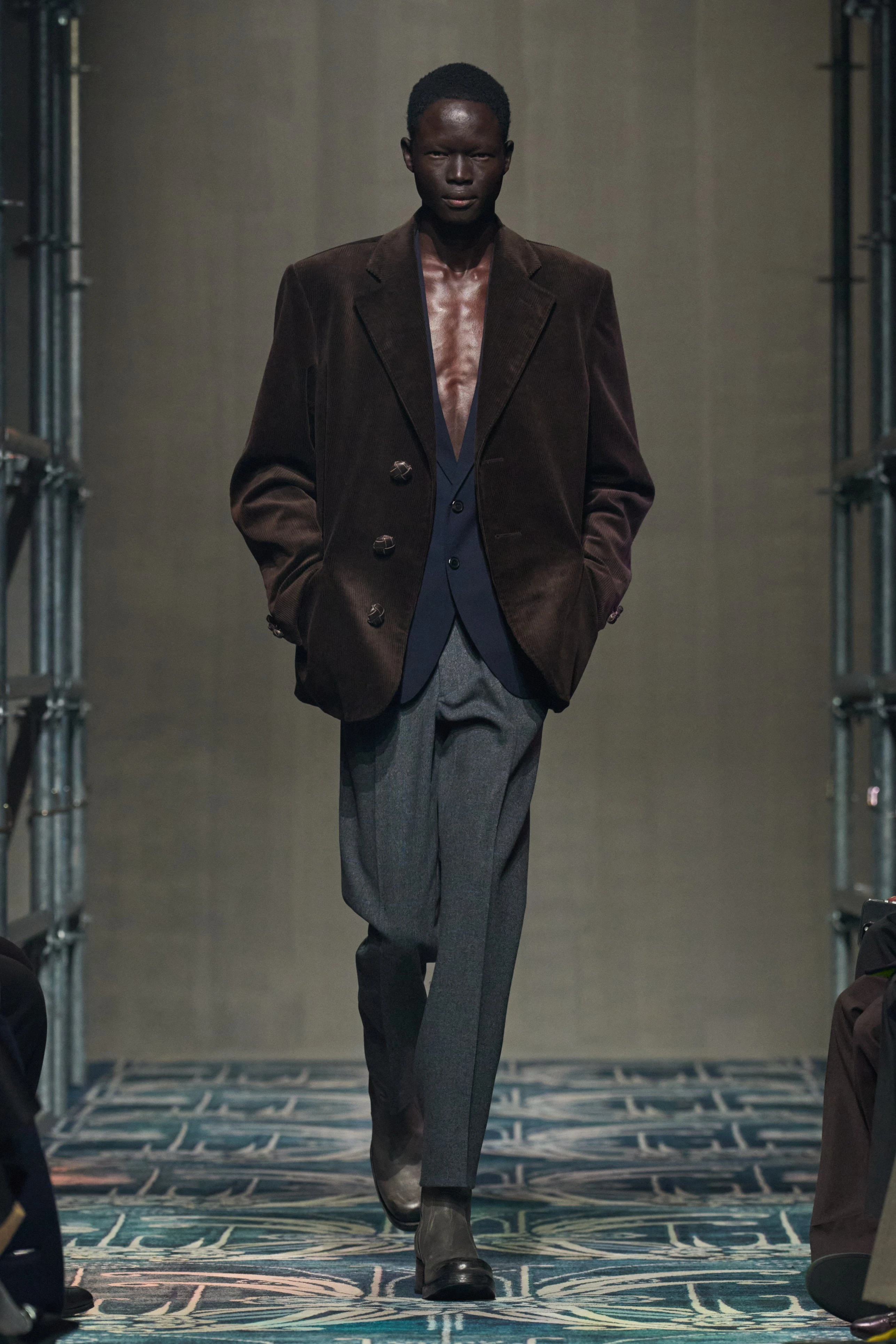 Миландағы ерлер сән апталығының үздік топтамалары