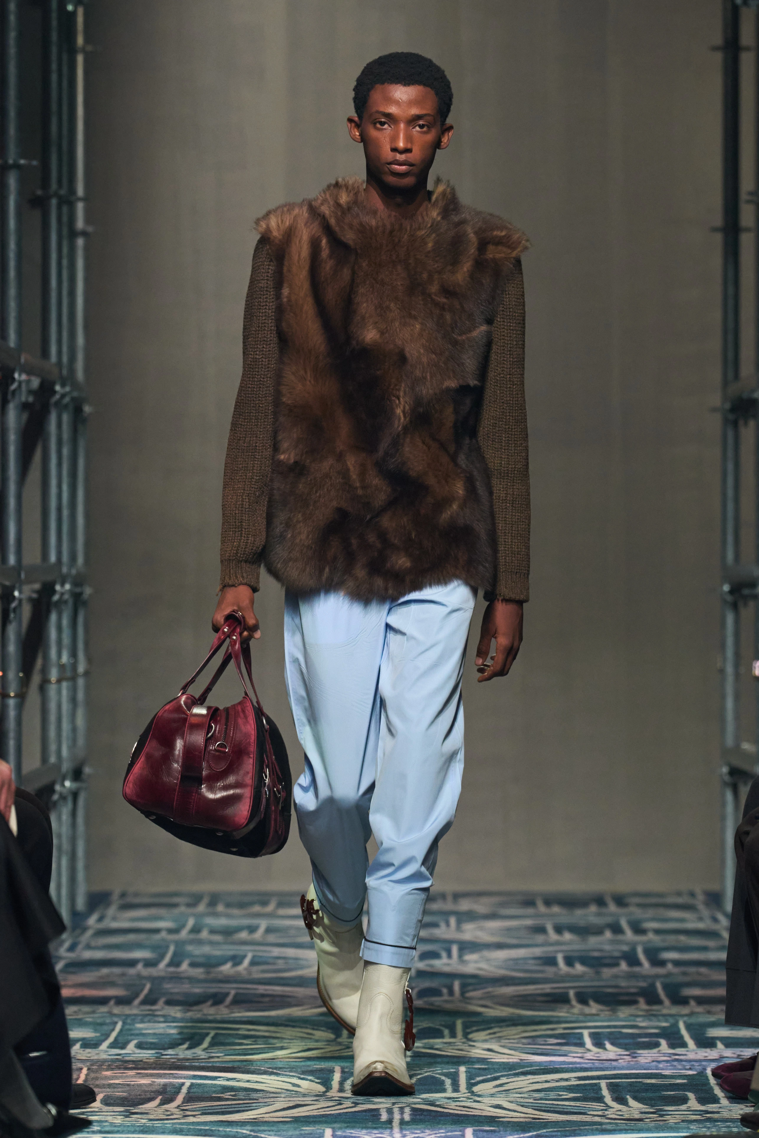 Миландағы ерлер сән апталығының үздік топтамалары