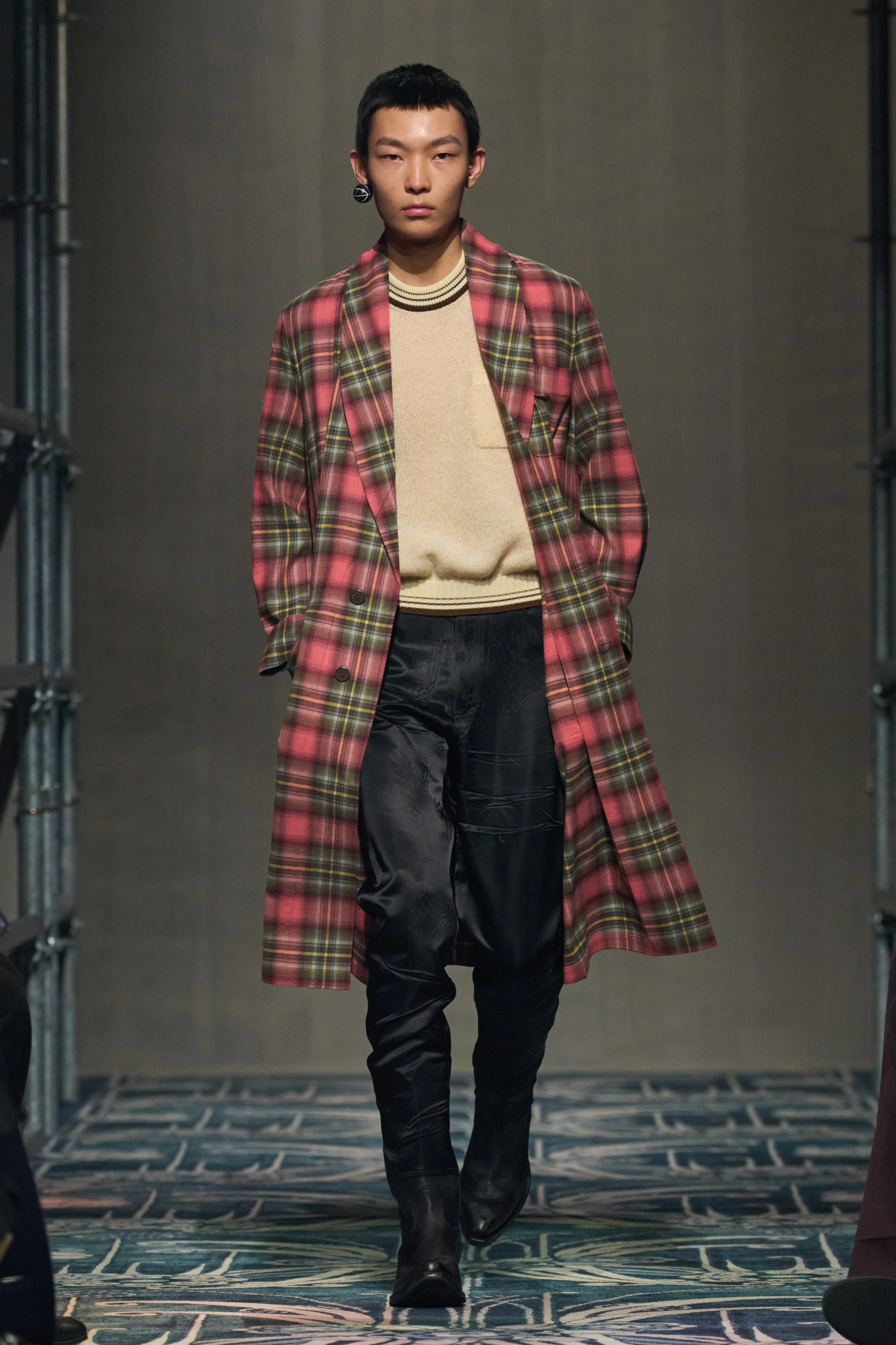 Миландағы ерлер сән апталығының үздік топтамалары