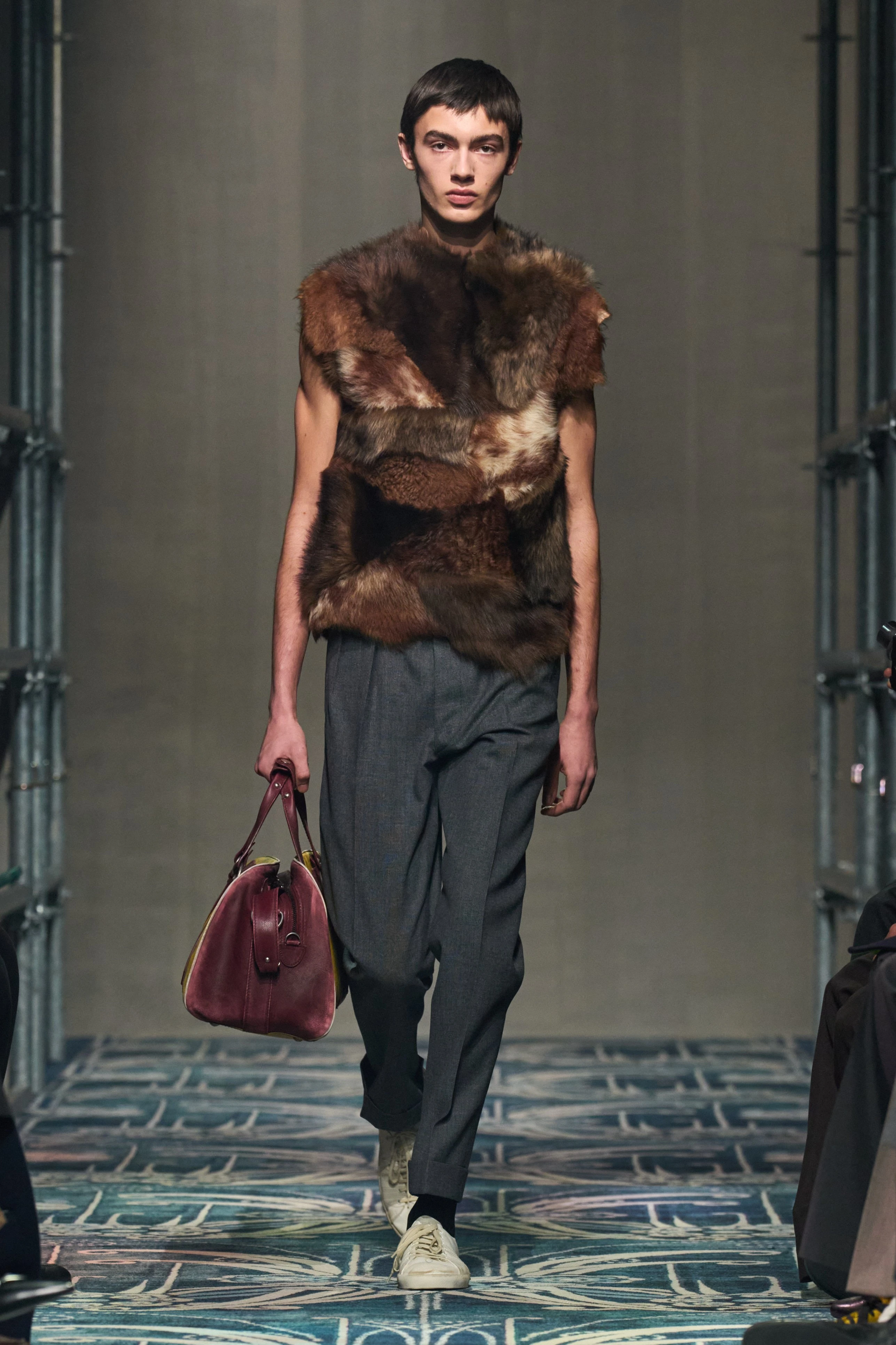 Миландағы ерлер сән апталығының үздік топтамалары