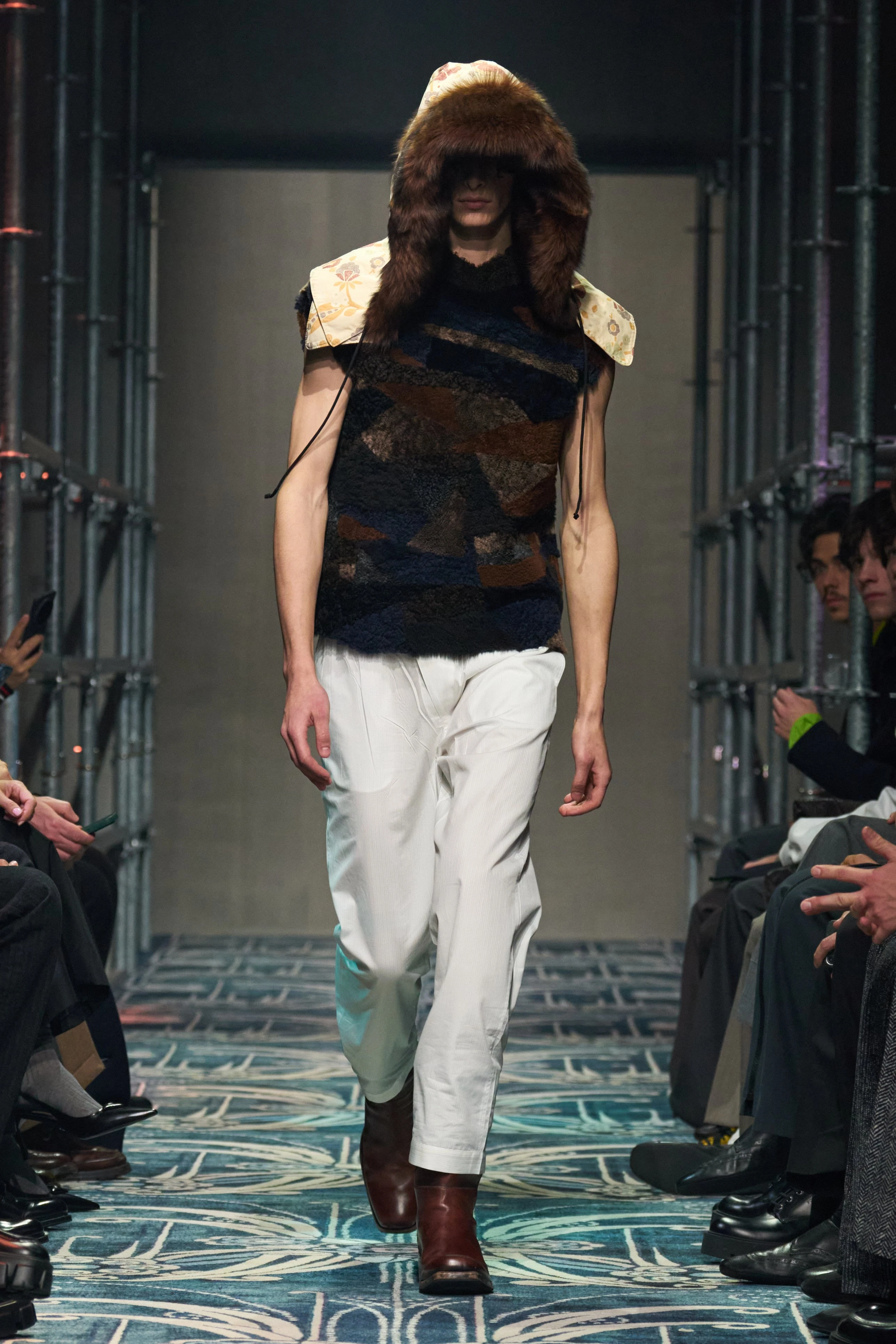 Миландағы ерлер сән апталығының үздік топтамалары