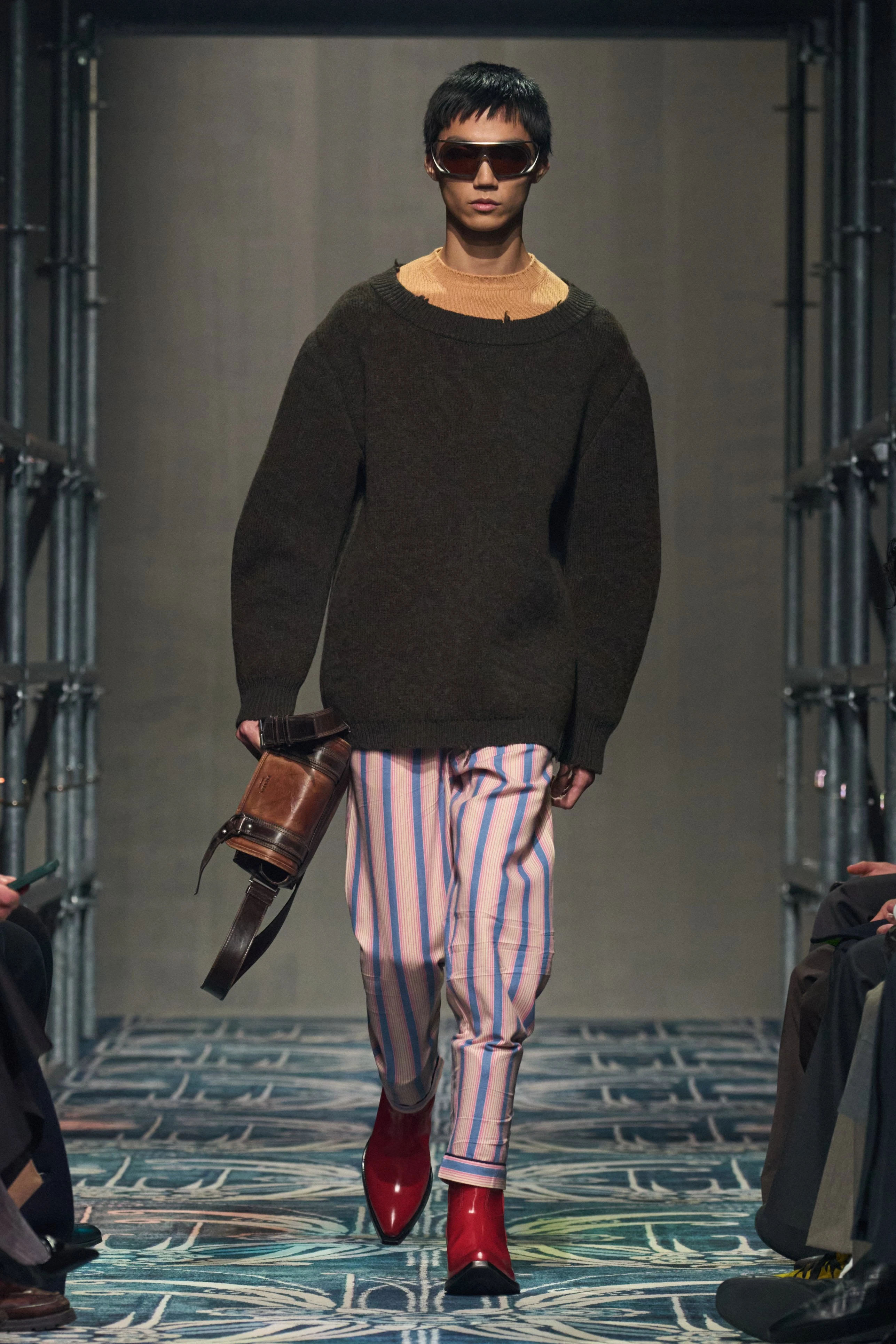 Миландағы ерлер сән апталығының үздік топтамалары