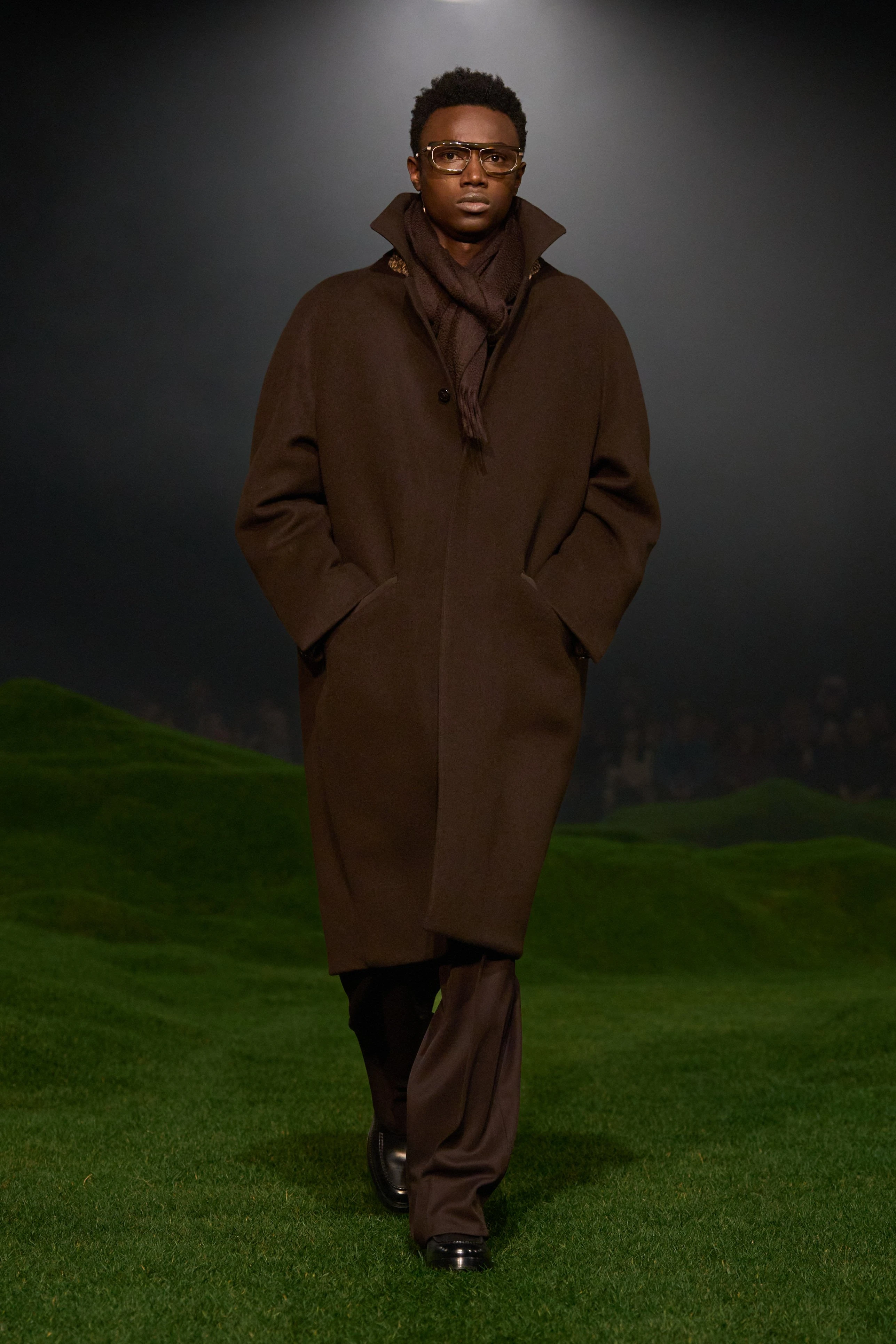 Миландағы ерлер сән апталығының үздік топтамалары