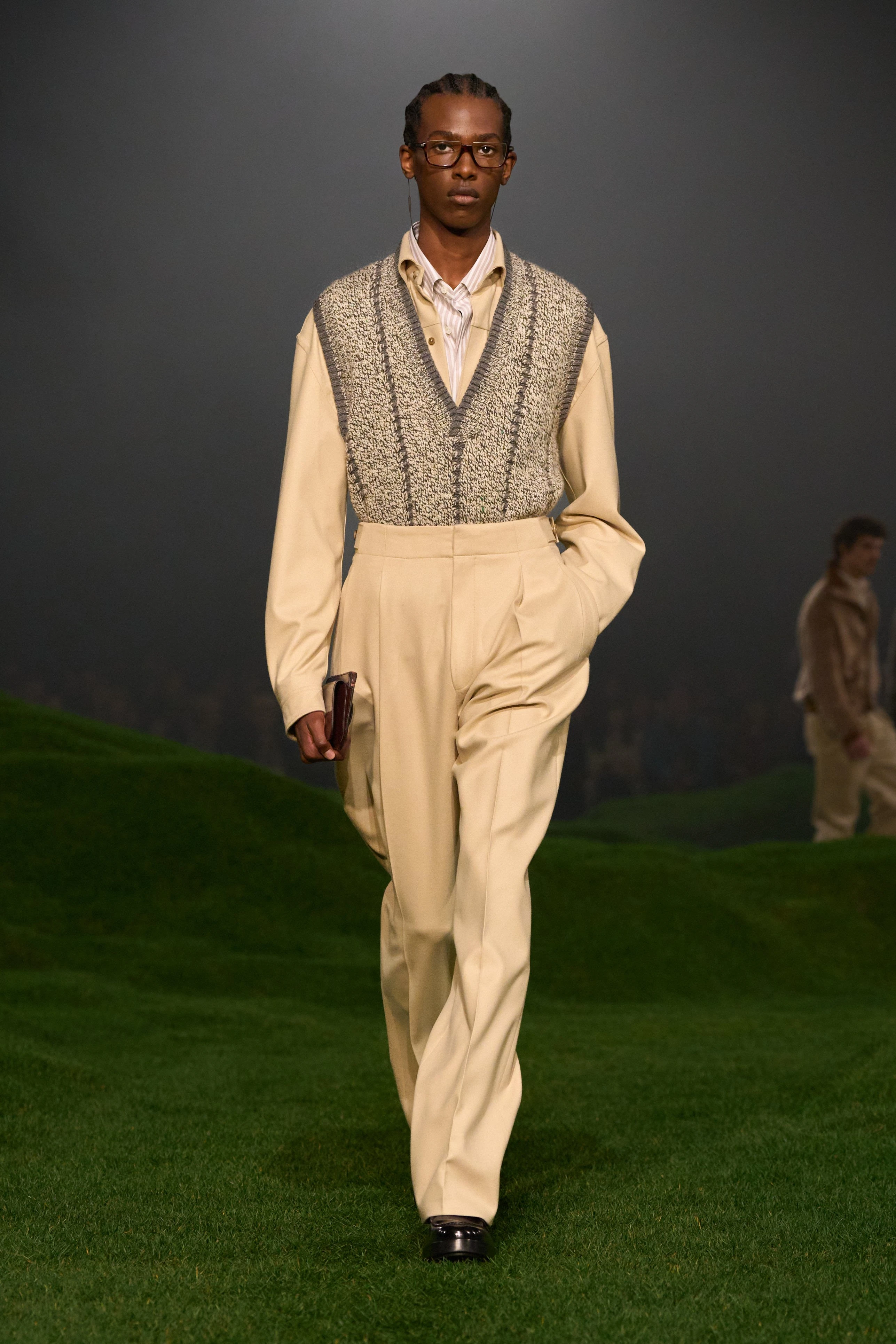 Миландағы ерлер сән апталығының үздік топтамалары