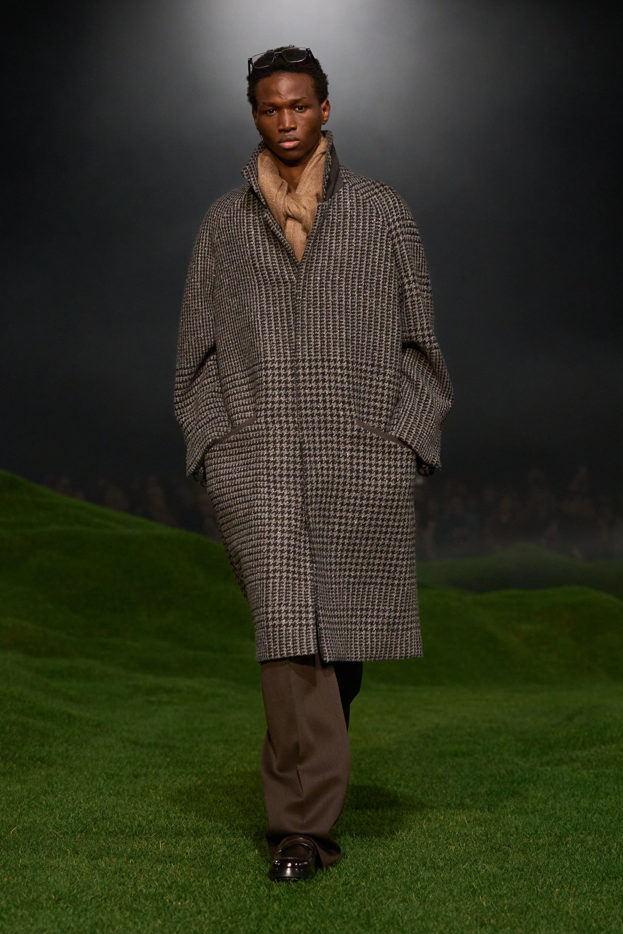 Миландағы ерлер сән апталығының үздік топтамалары