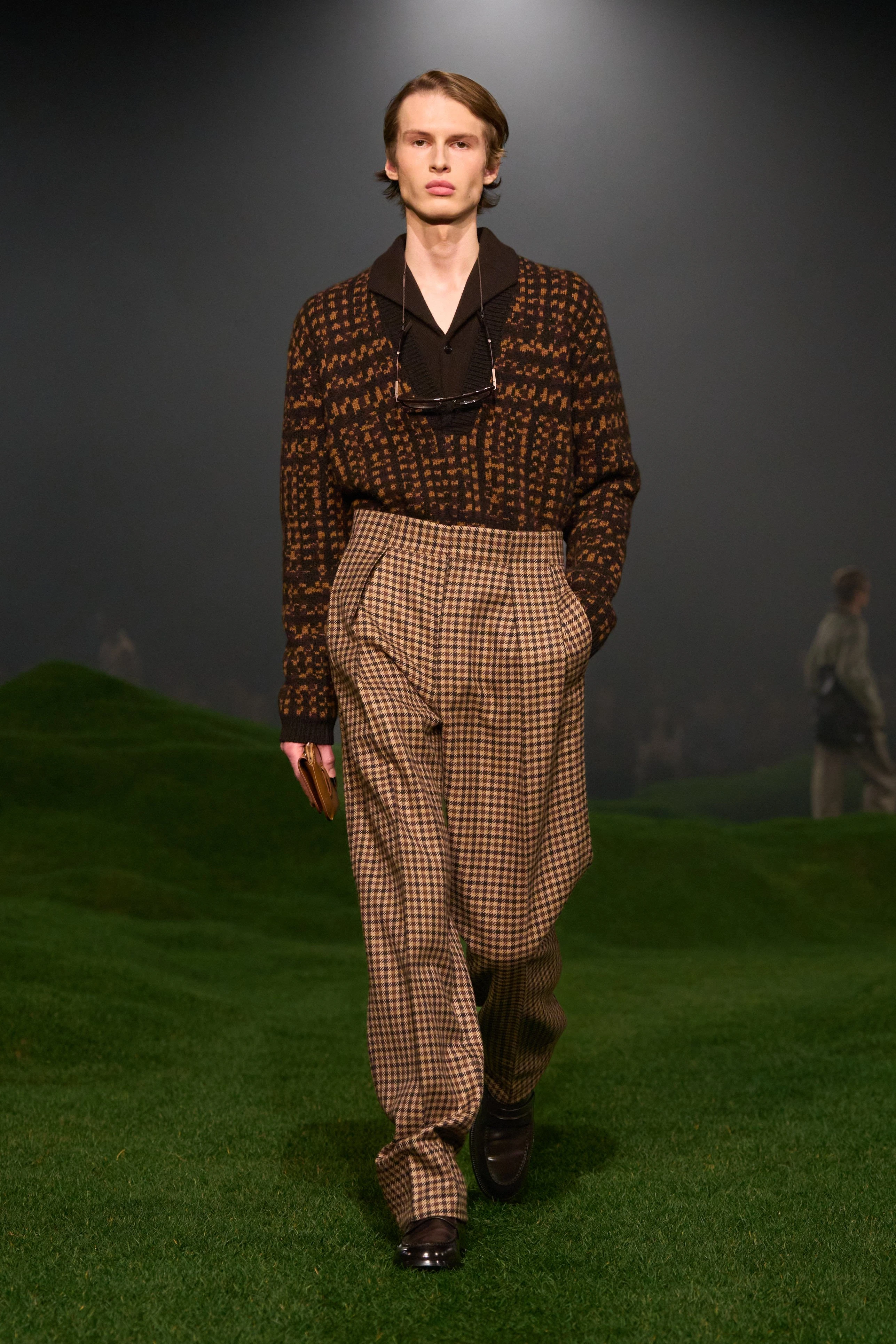 Миландағы ерлер сән апталығының үздік топтамалары