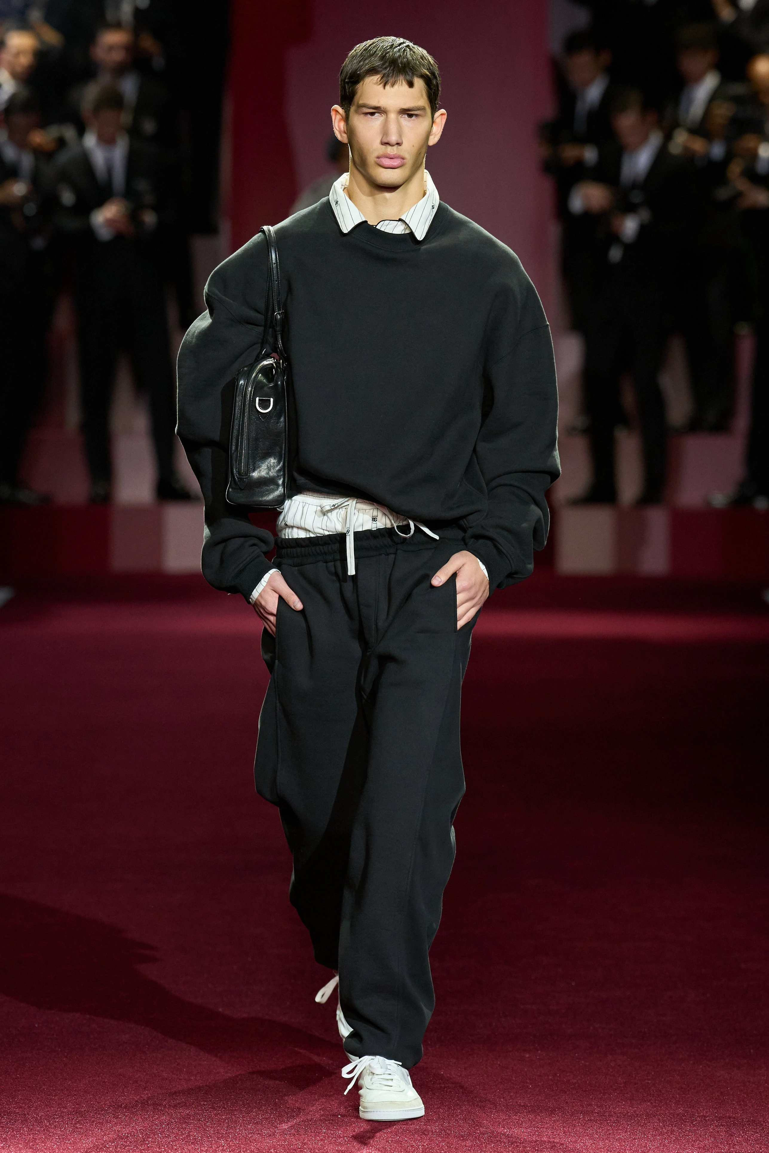 Миландағы ерлер сән апталығының үздік топтамалары