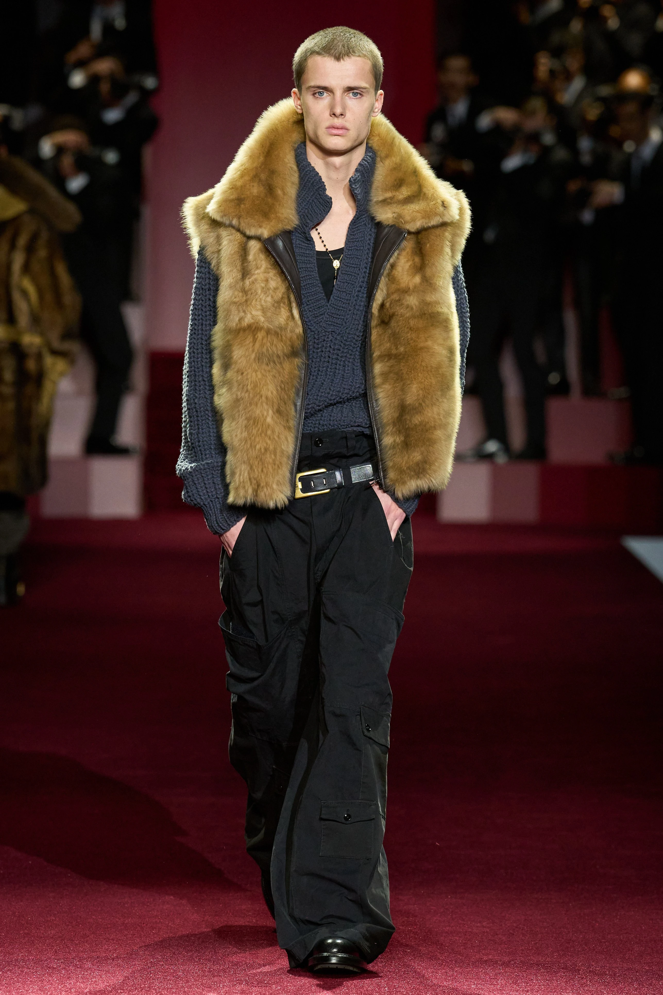 Миландағы ерлер сән апталығының үздік топтамалары