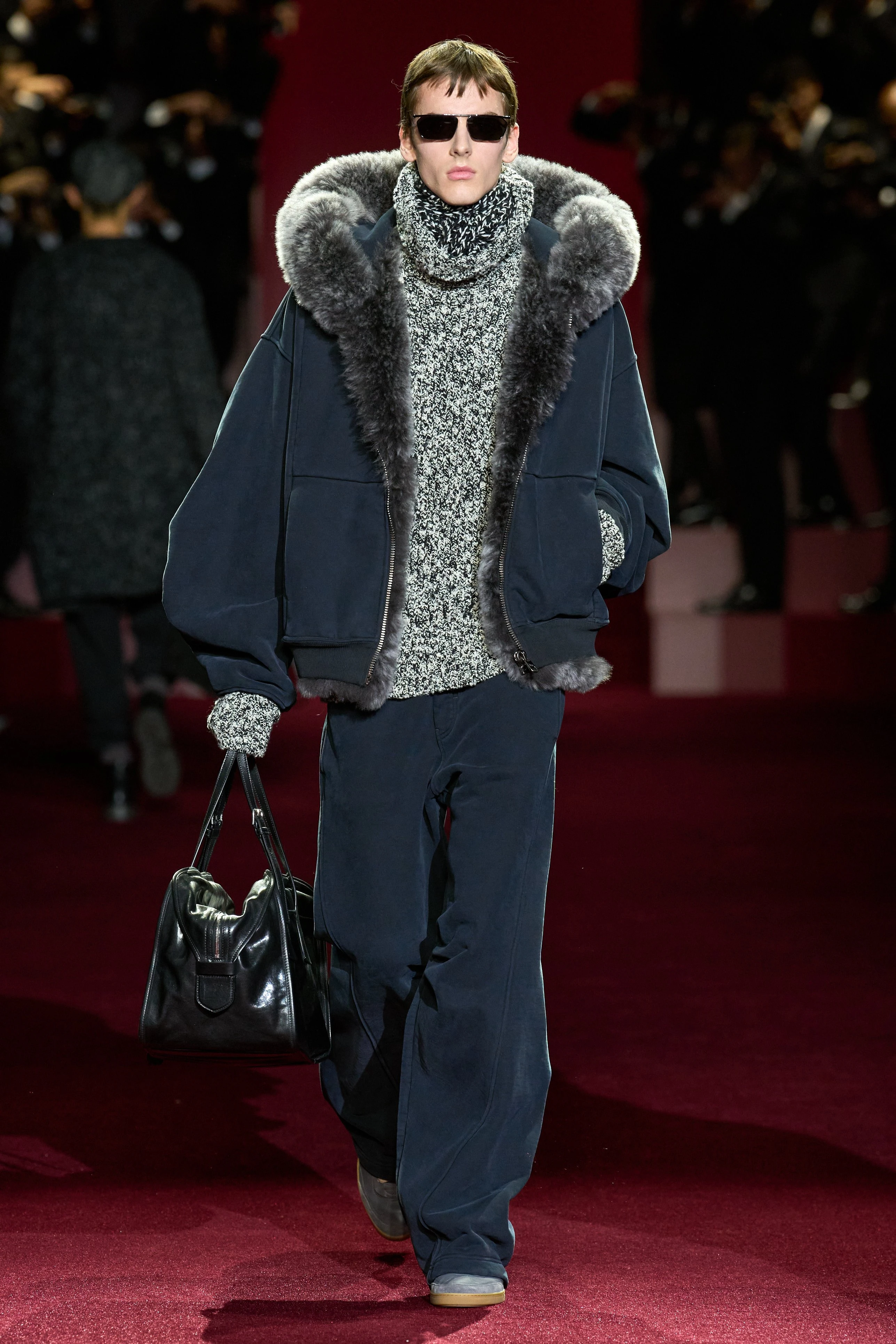 Миландағы ерлер сән апталығының үздік топтамалары