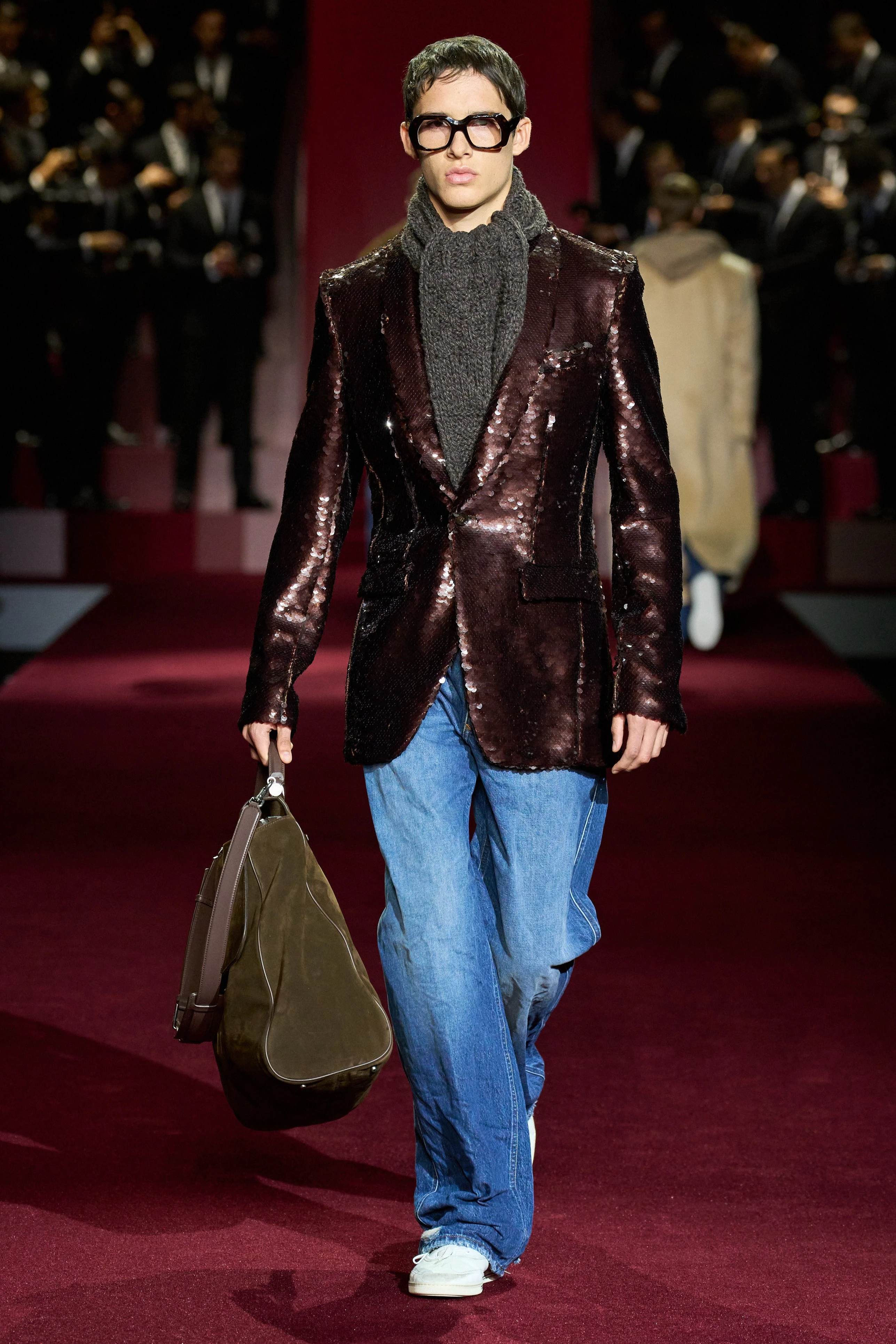 Миландағы ерлер сән апталығының үздік топтамалары