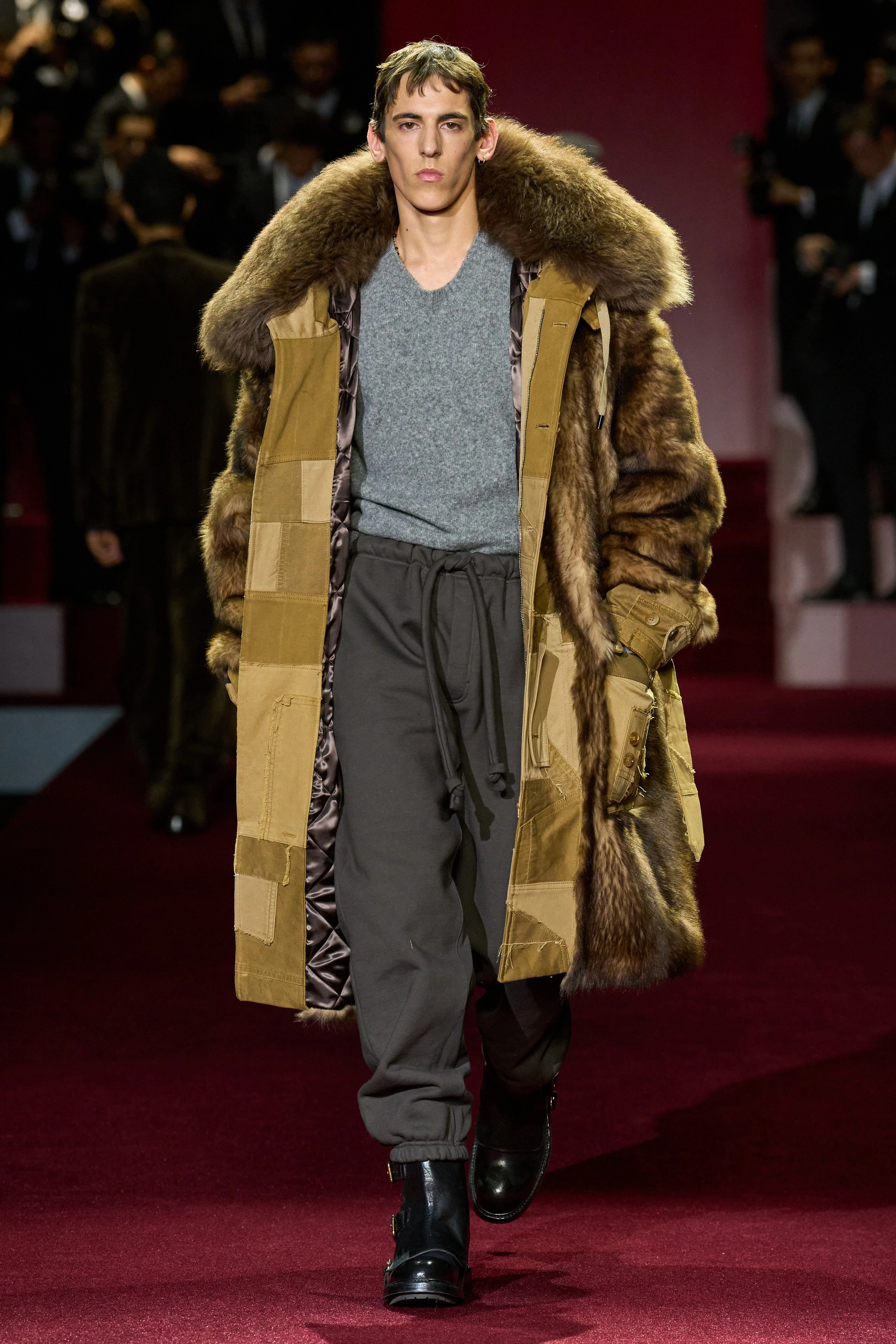 Миландағы ерлер сән апталығының үздік топтамалары