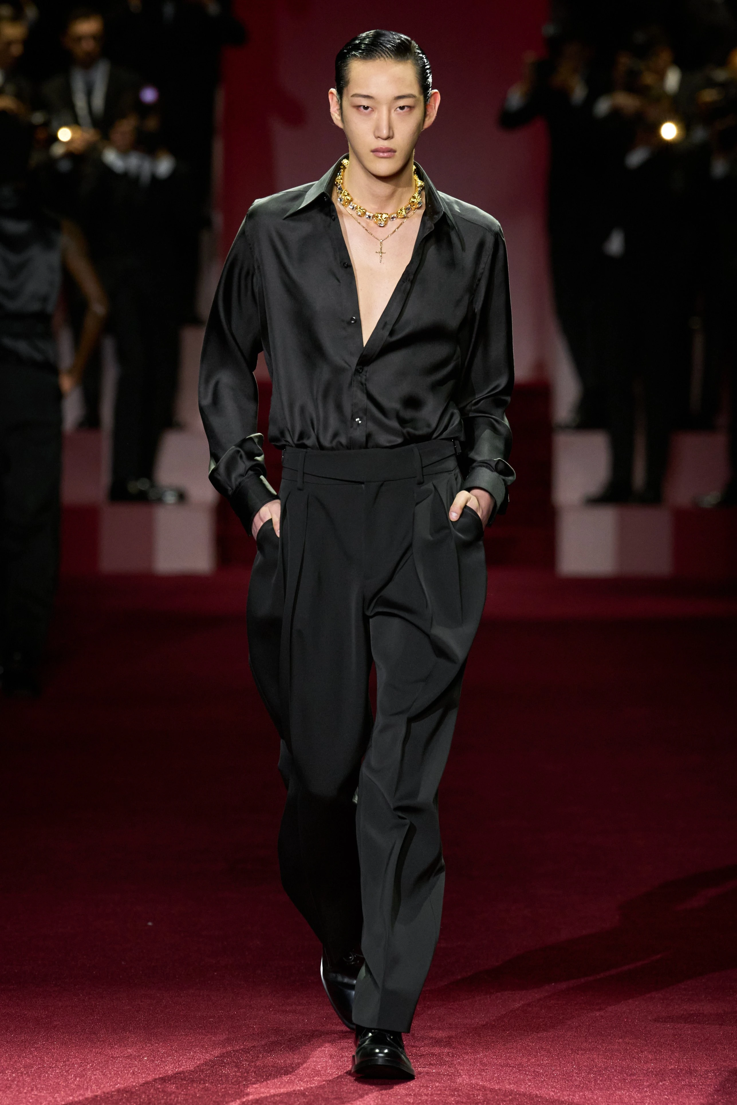 Миландағы ерлер сән апталығының үздік топтамалары