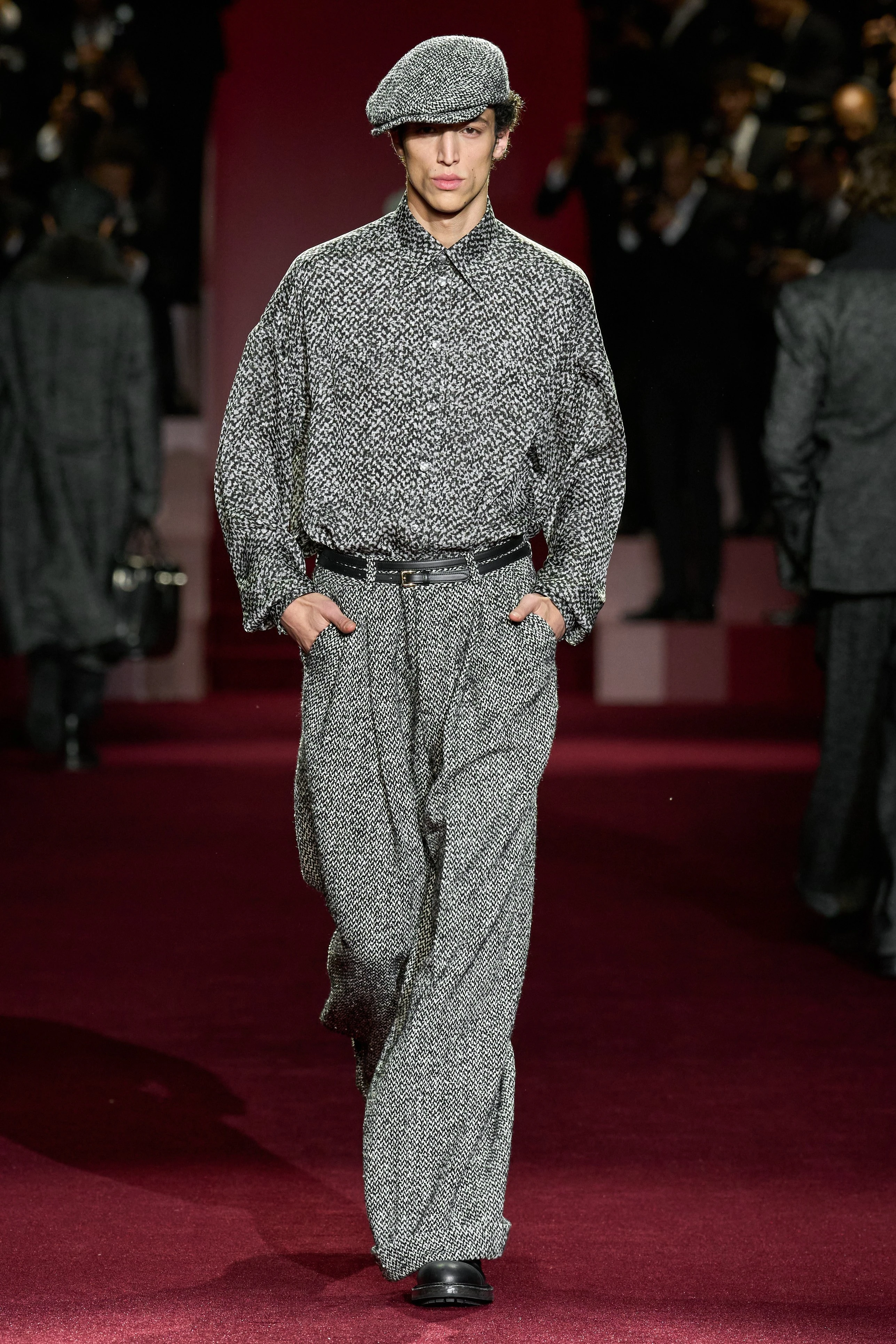 Миландағы ерлер сән апталығының үздік топтамалары