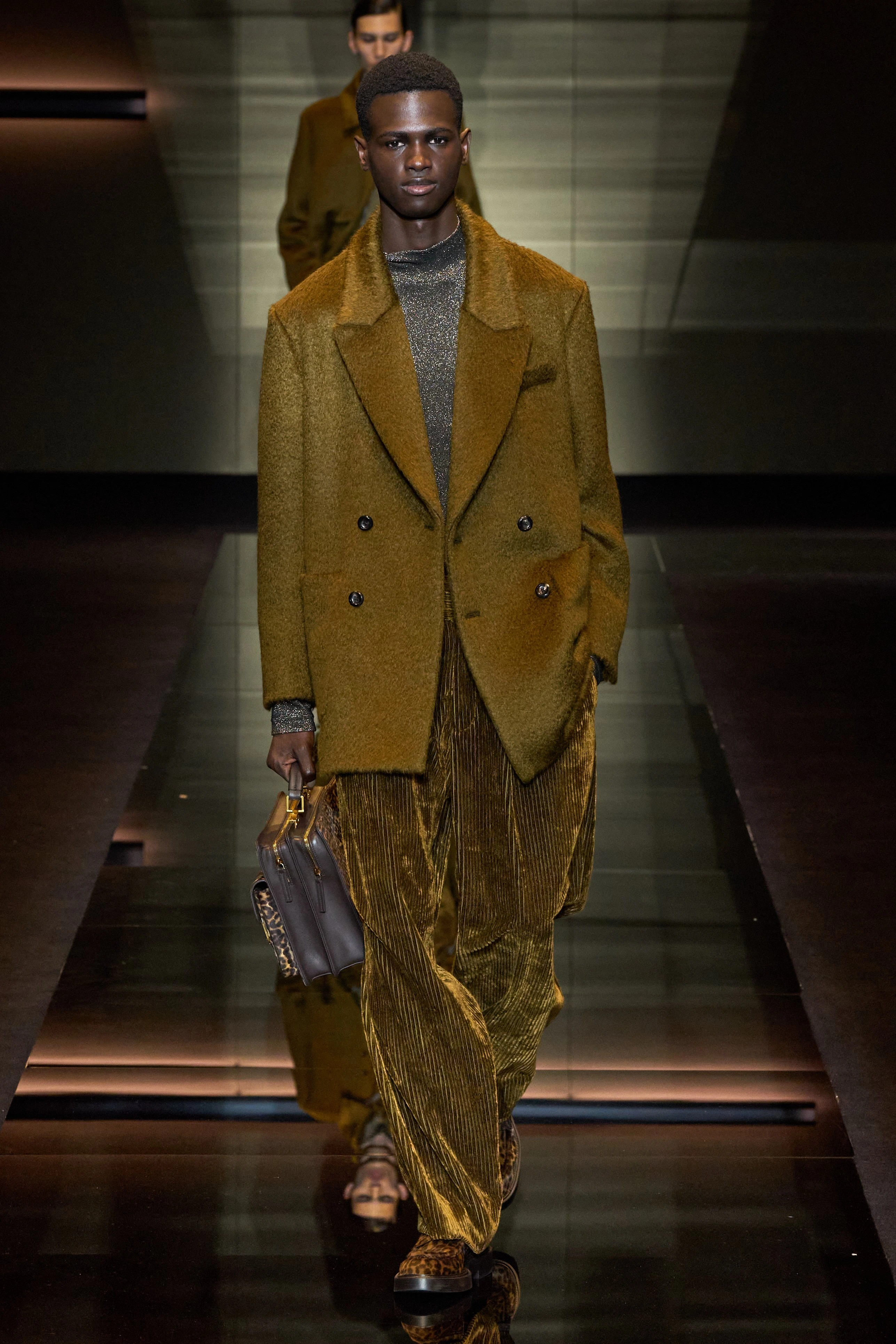 Миландағы ерлер сән апталығының үздік топтамалары