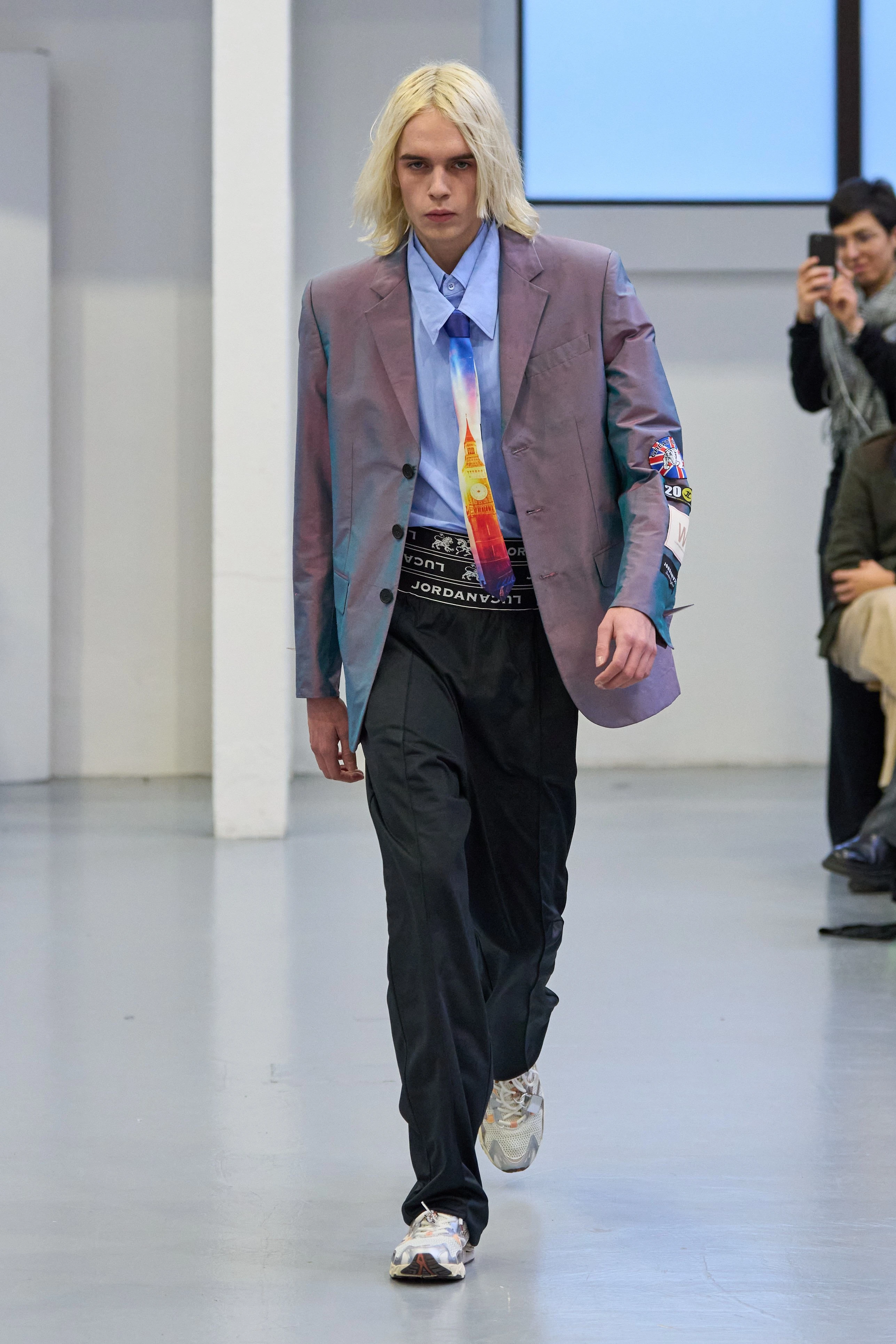 Миландағы ерлер сән апталығының үздік топтамалары