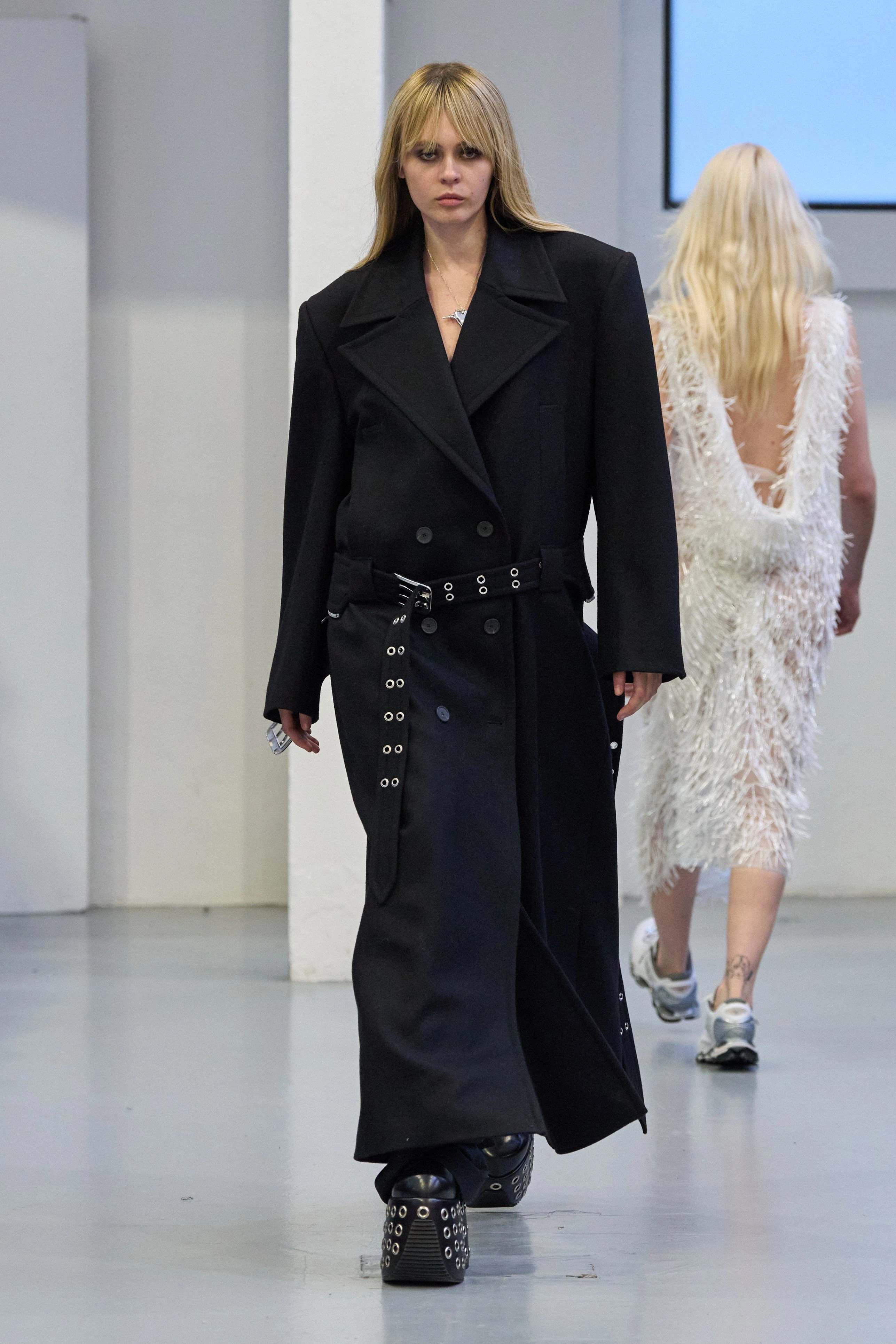 Миландағы ерлер сән апталығының үздік топтамалары