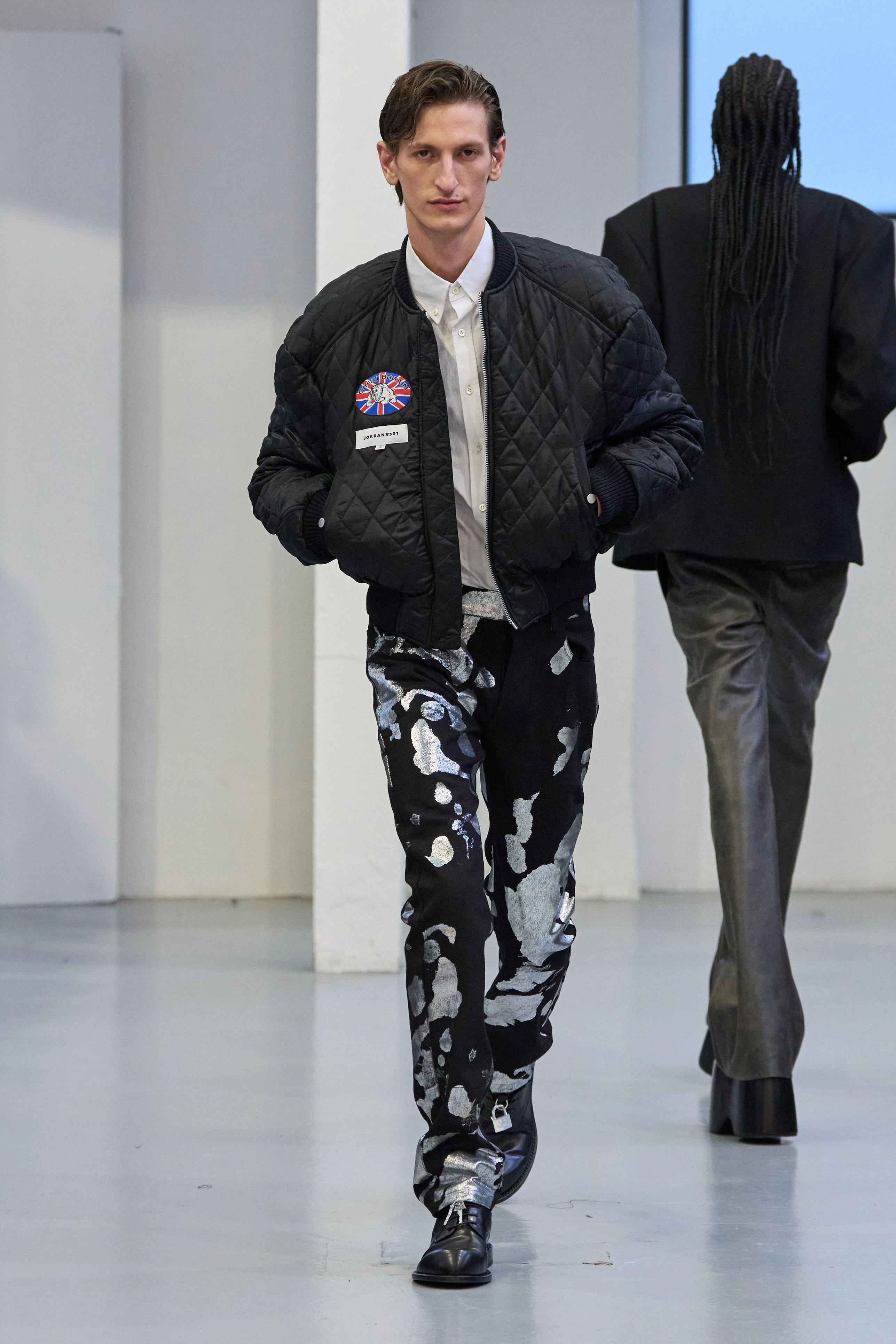 Миландағы ерлер сән апталығының үздік топтамалары