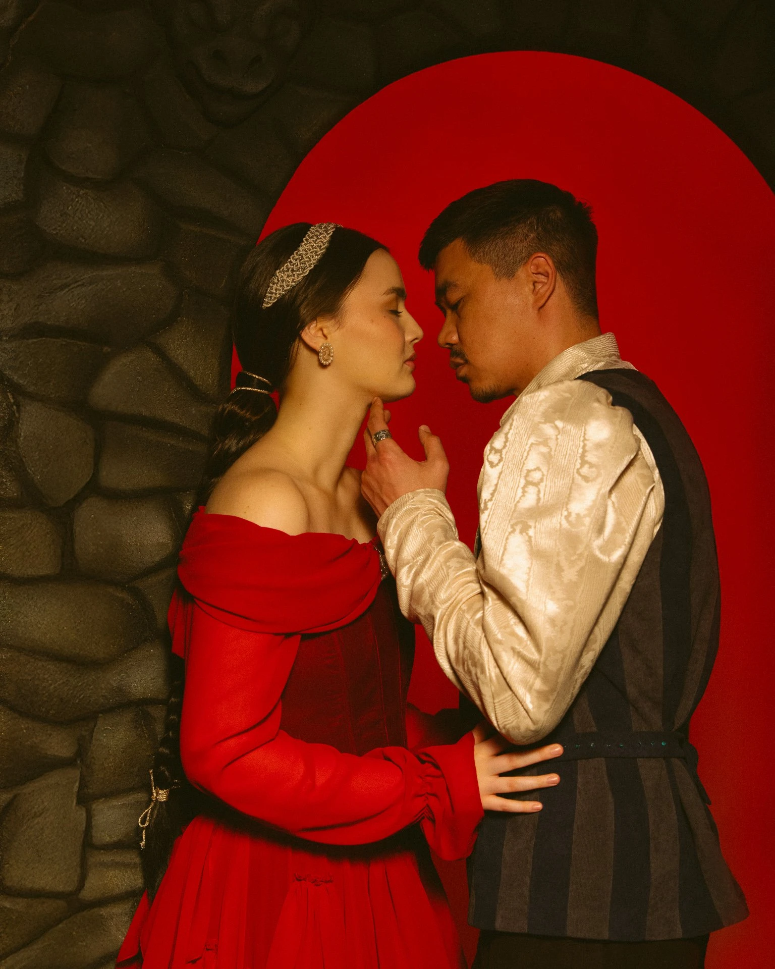 Ремейк пьесы «Ромео и Джульетта» с Данияром Алшиновым и Ажар Кунболат