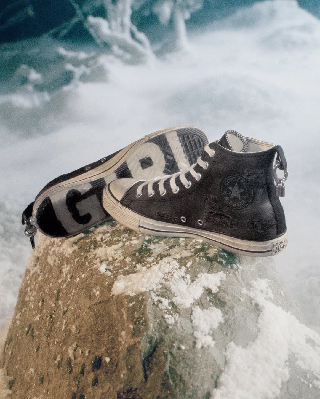 Brat аяқ киімі: Converse пен Charli XCX-тің коллаборациясы